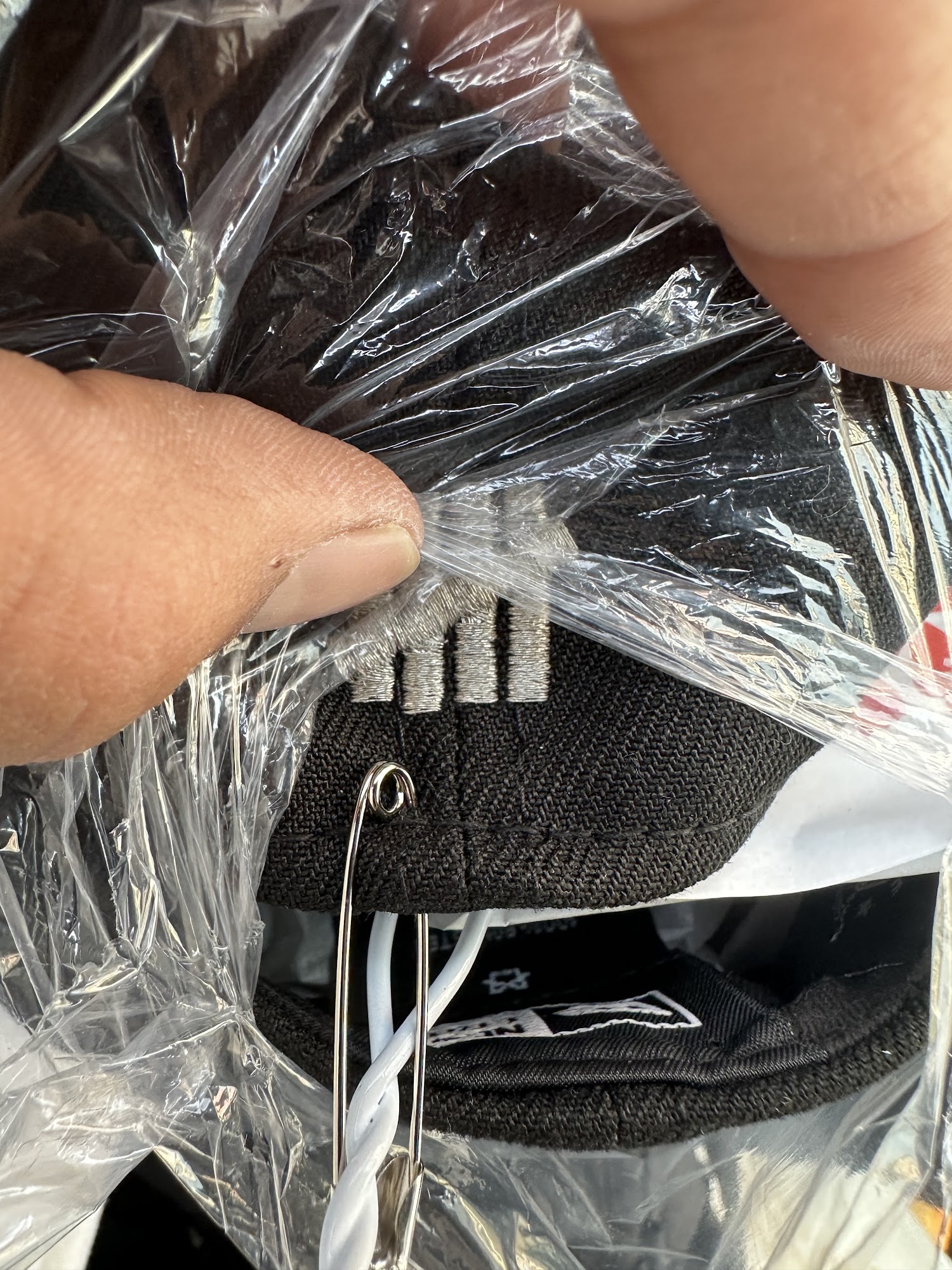 Chaly's Dry Cleaners