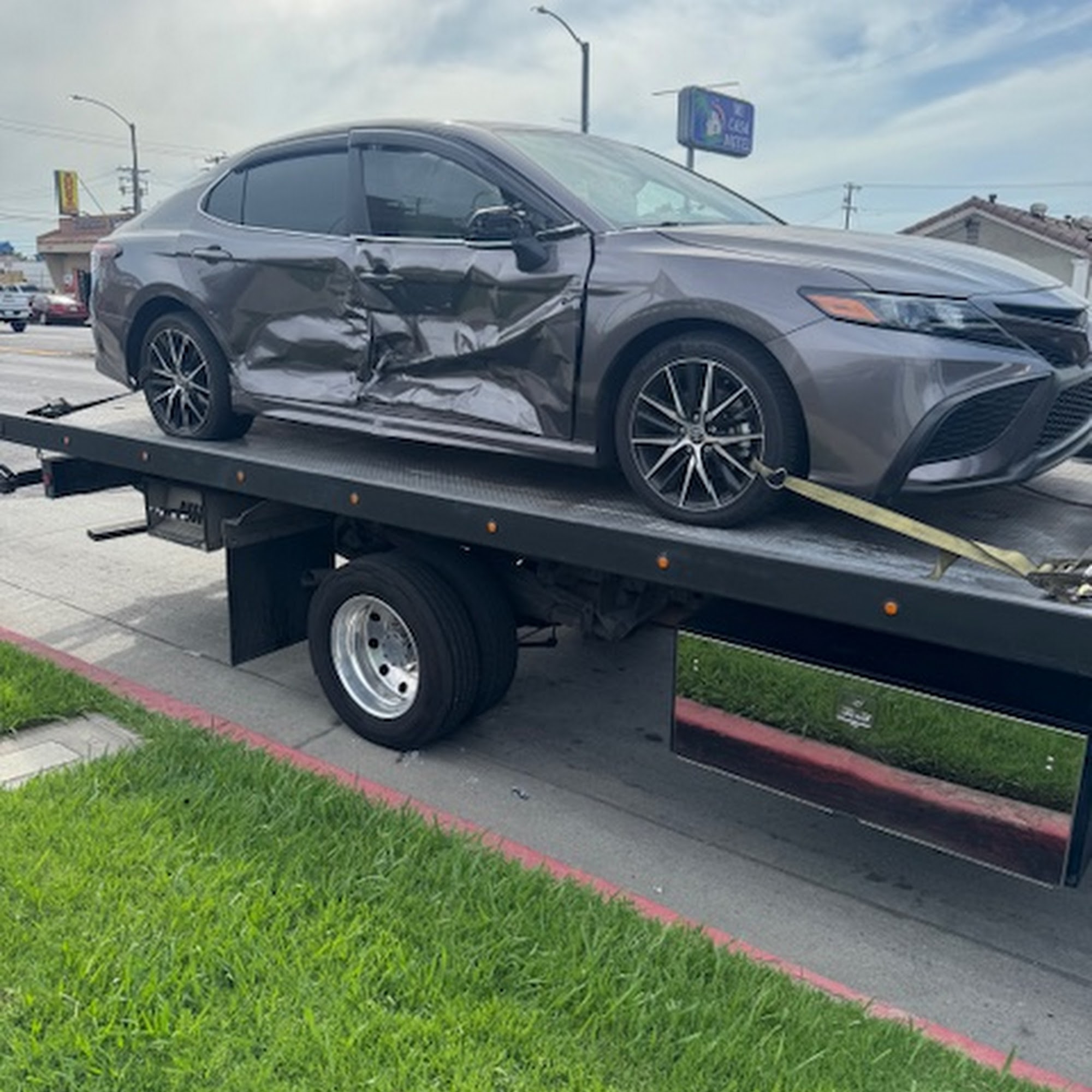 ER Body Shop Compton