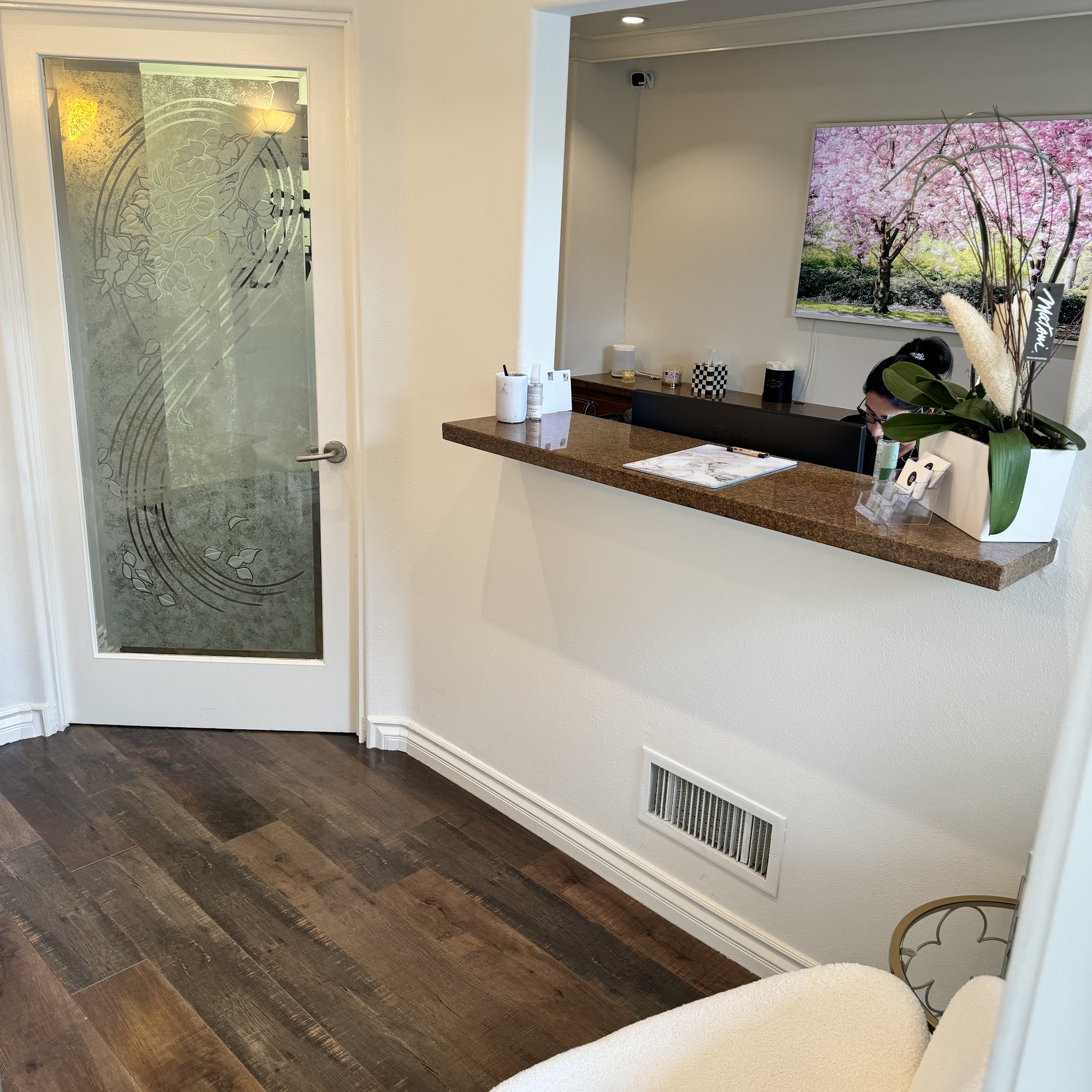 CDM Dental 2345 East Coast Hwy Suite C, Corona Del Mar California 92625