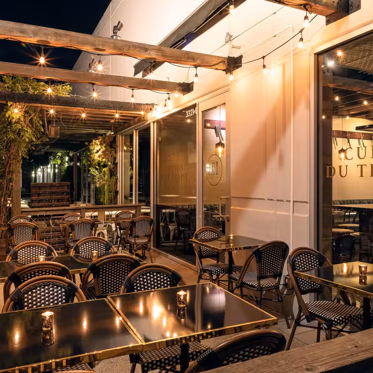 Photo credit: opentable