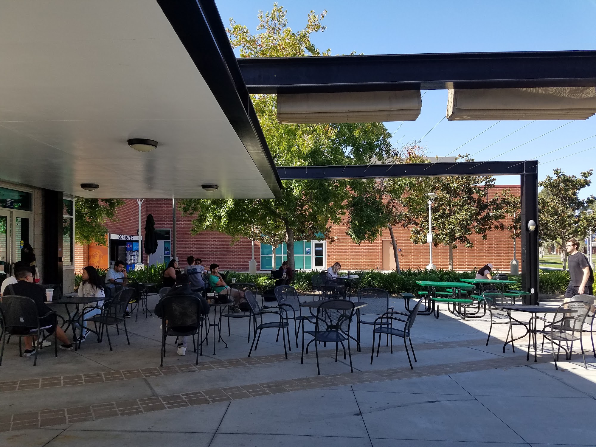 Orange Coast College Starbucks