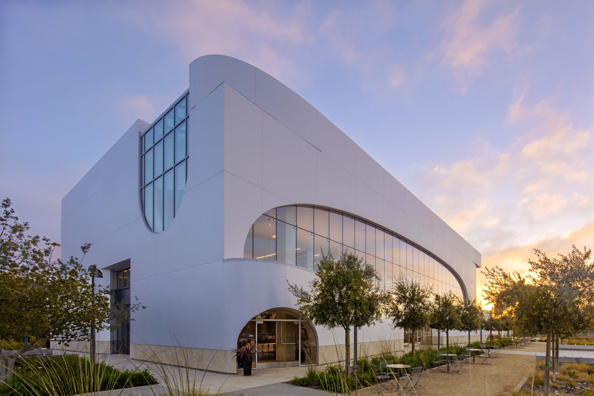 OC Library - Costa Mesa - Donald Dungan Branch Costa Mesa