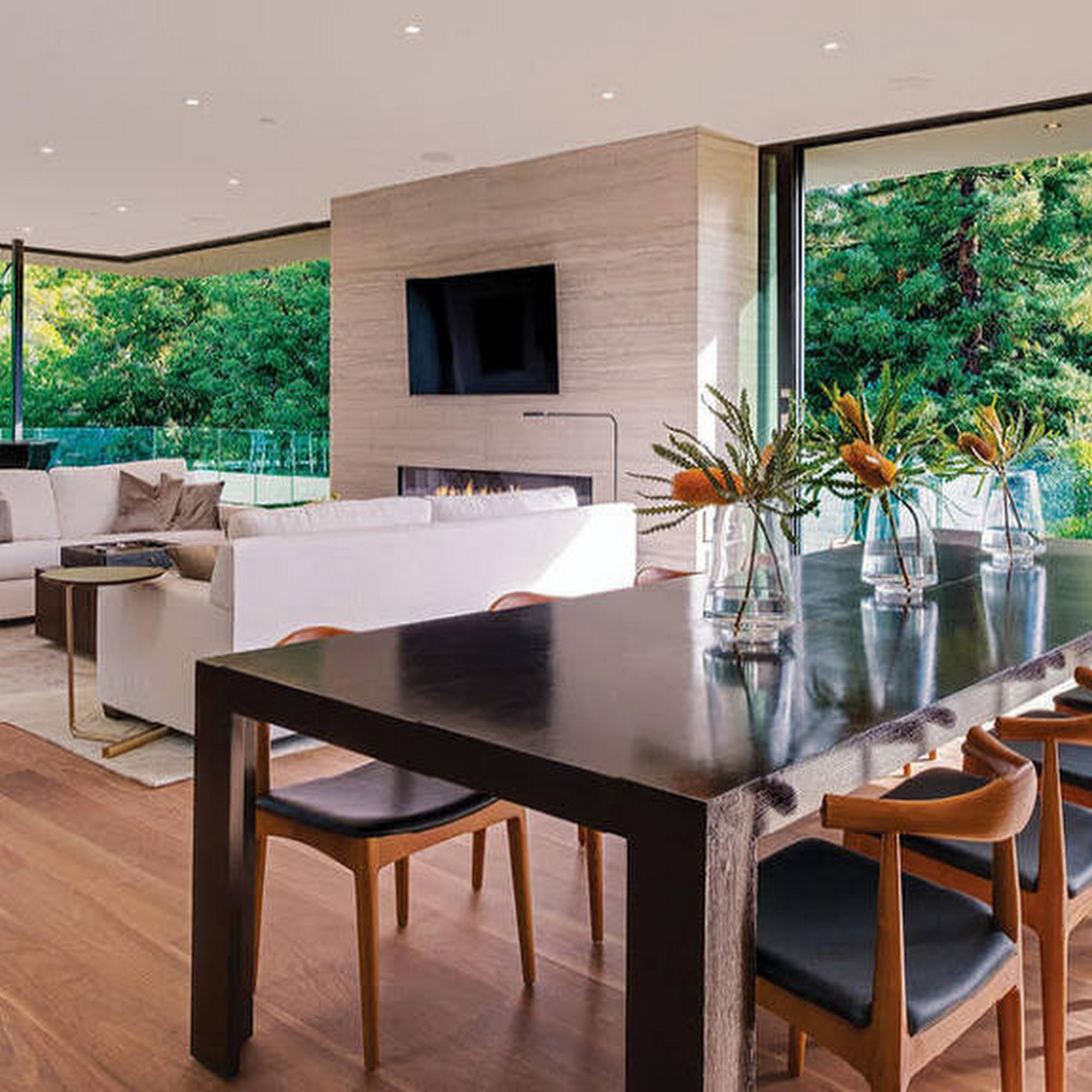 A Doors Window & Screen Inc