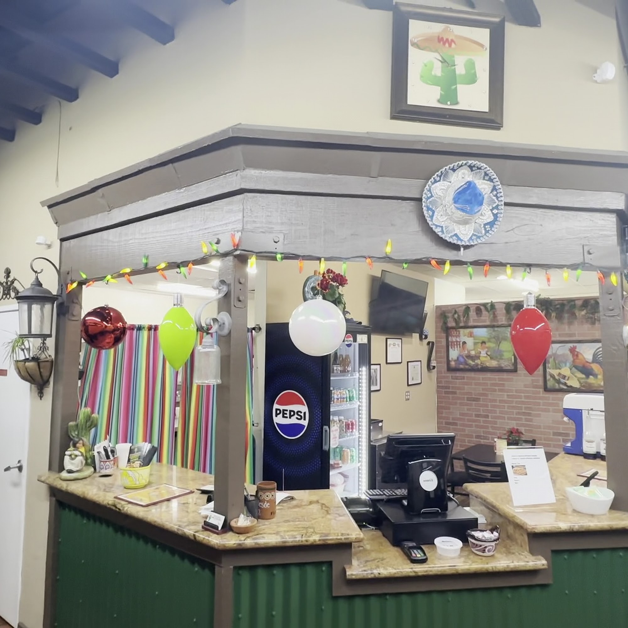 SOMBRERO'S MEXICAN GRILL（East Cypress） 17026 Cypress St Suite B, Covina