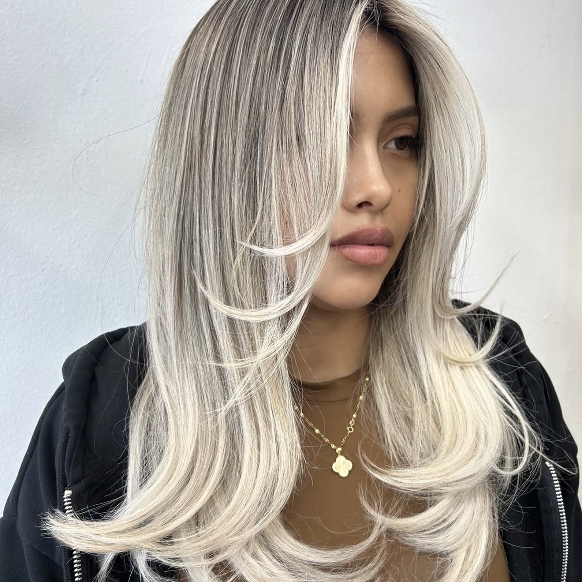 Evolve Salon 122 N Citrus Ave, Covina California 91723