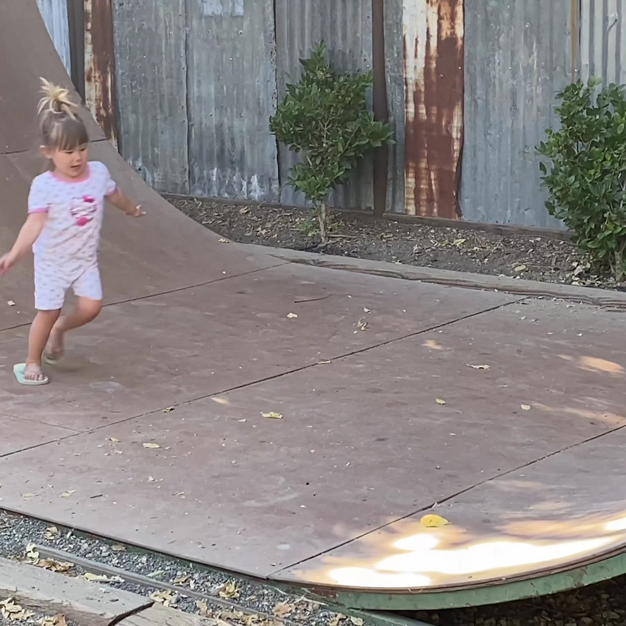 Longbranch Saloon Creston