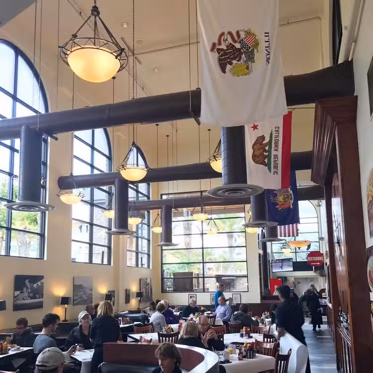 Photo credit: opentable