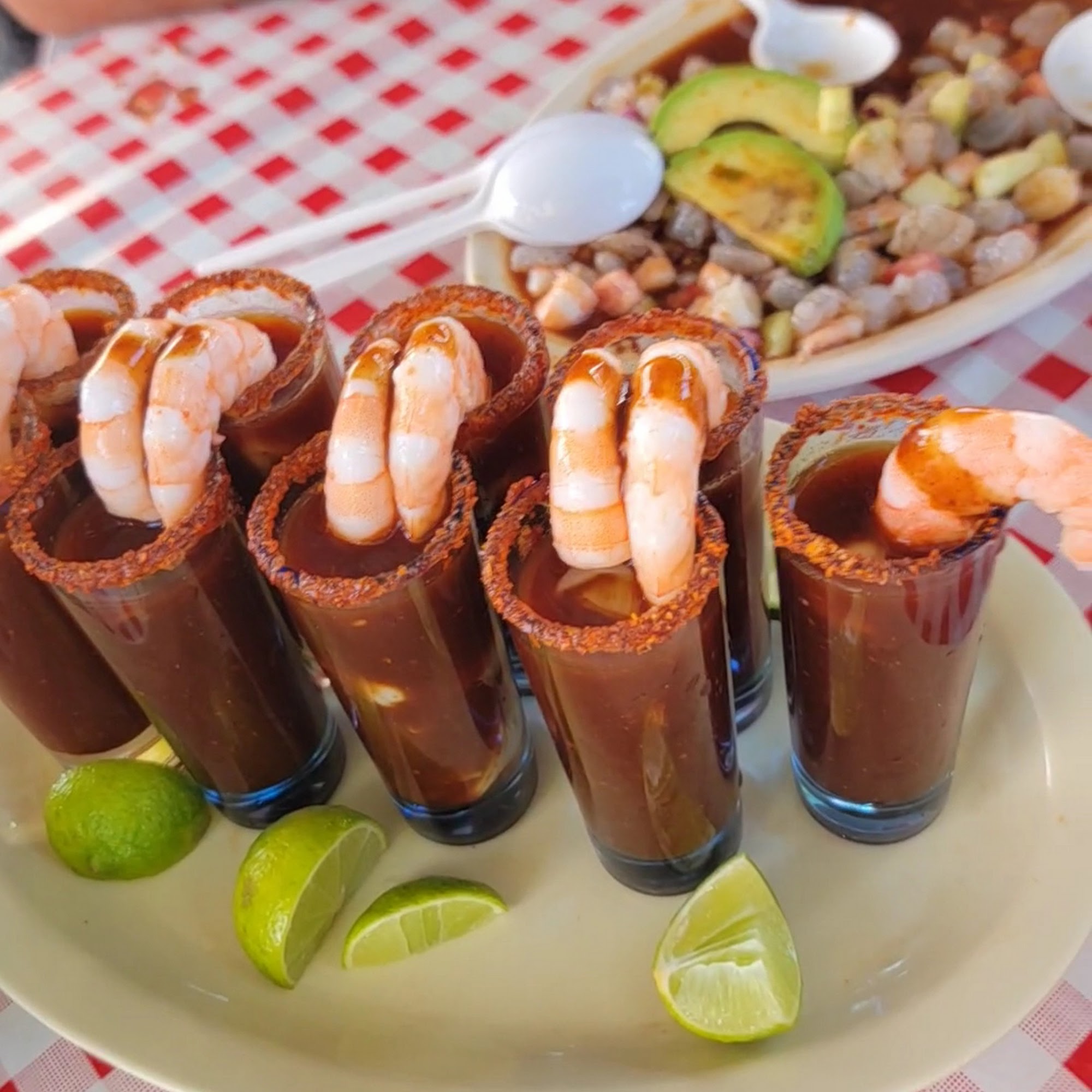 Broski Mariscos Delano