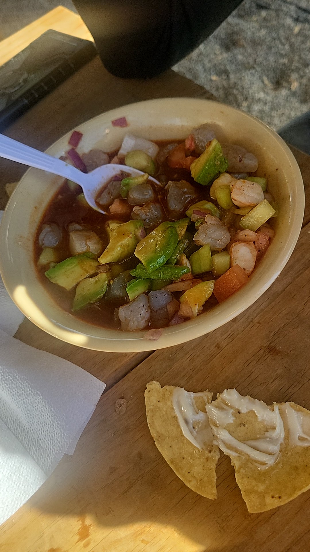 Broski Mariscos Delano