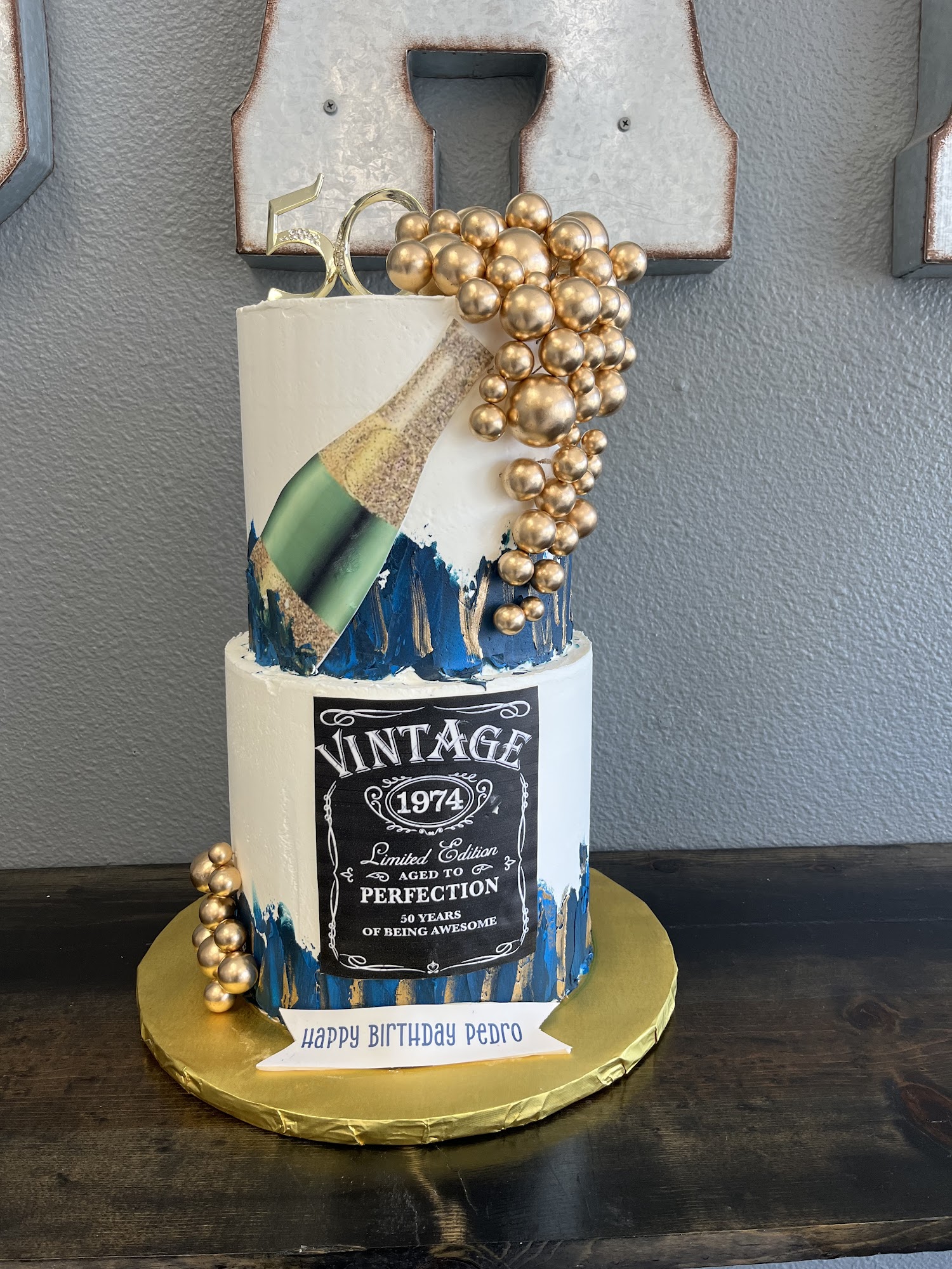 Tota’s Cakery Menu