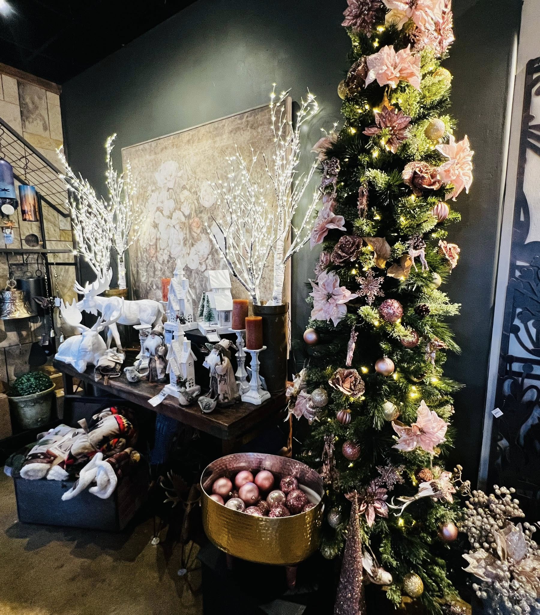 Grapes and Ivy Diamond Springs