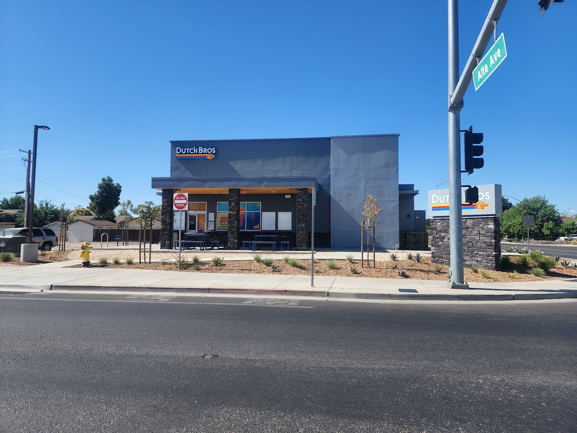 Dutch Bros Coffee Dinuba