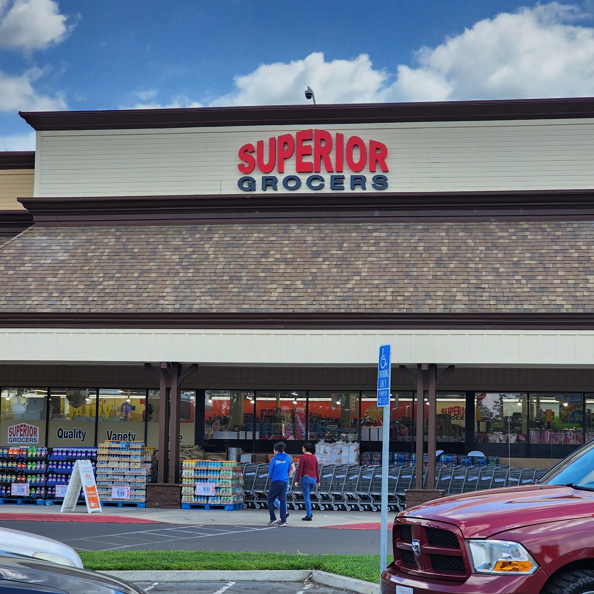 Superior Grocers Dinuba