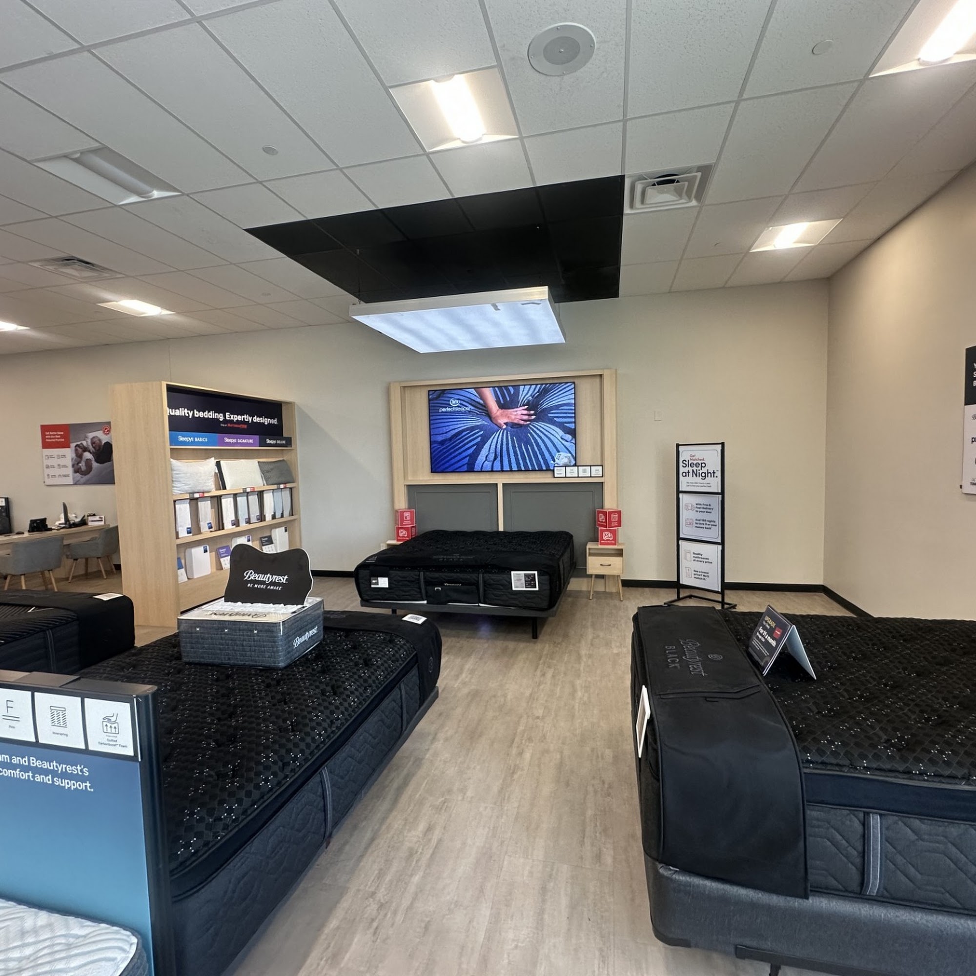 Mattress Firm Outlet - Imperial Valley El Centro