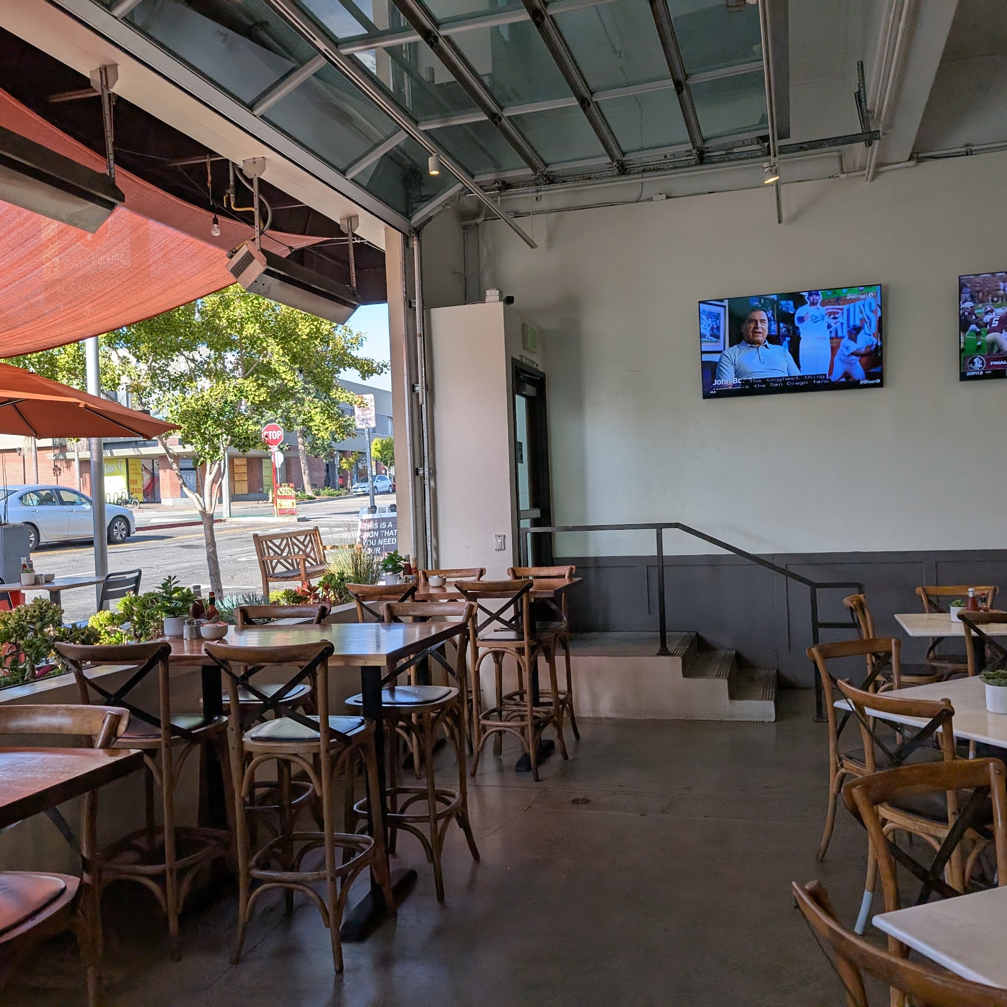 Metro Cafe El Segundo