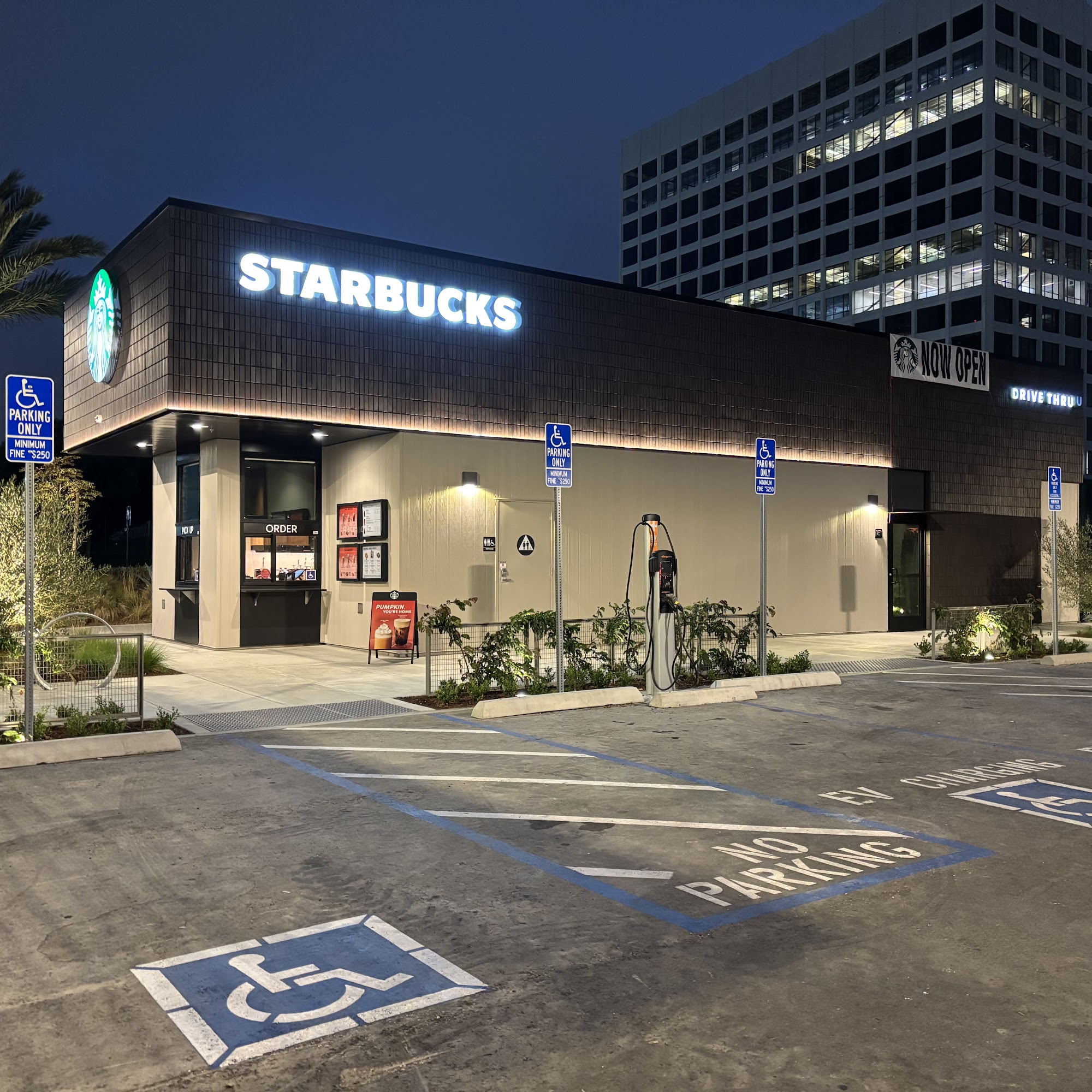 Starbucks Coffee Company 2120 E El Segundo Blvd, El Segundo, CA 90245