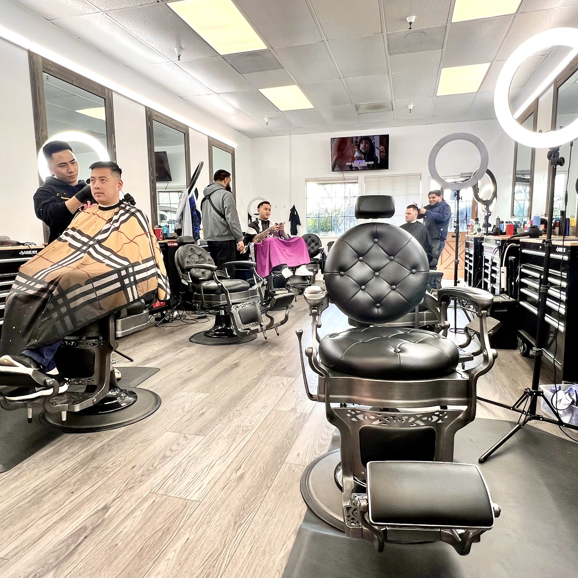 Quality blendz 8737 Elk Grove Blvd, Elk Grove California 95624