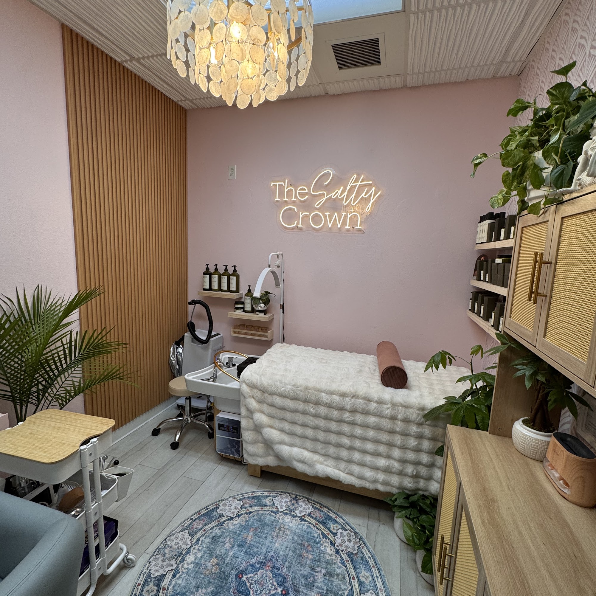 The Salty Crown Holistic Salon and Head Spa