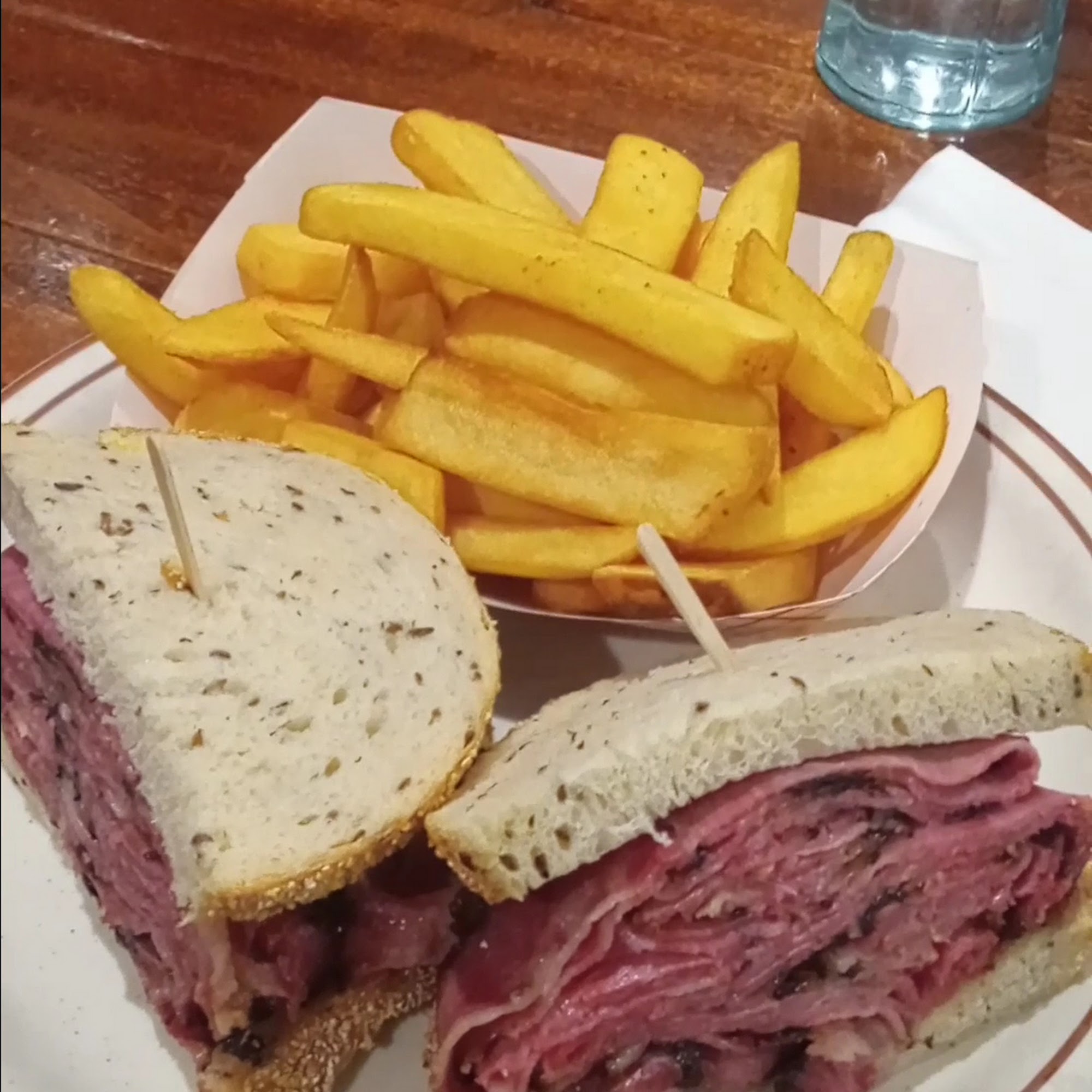 Uncle Bernie's Delicatessen Encino