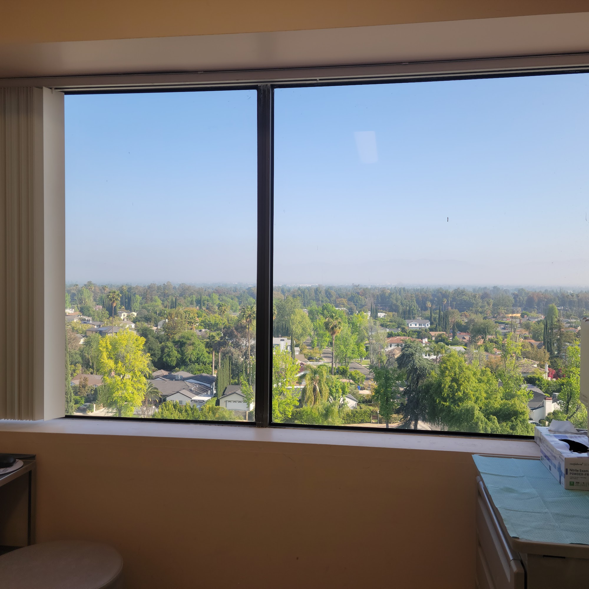 Tower Podiatry Encino 16661 Ventura Blvd #705, Encino California 91436