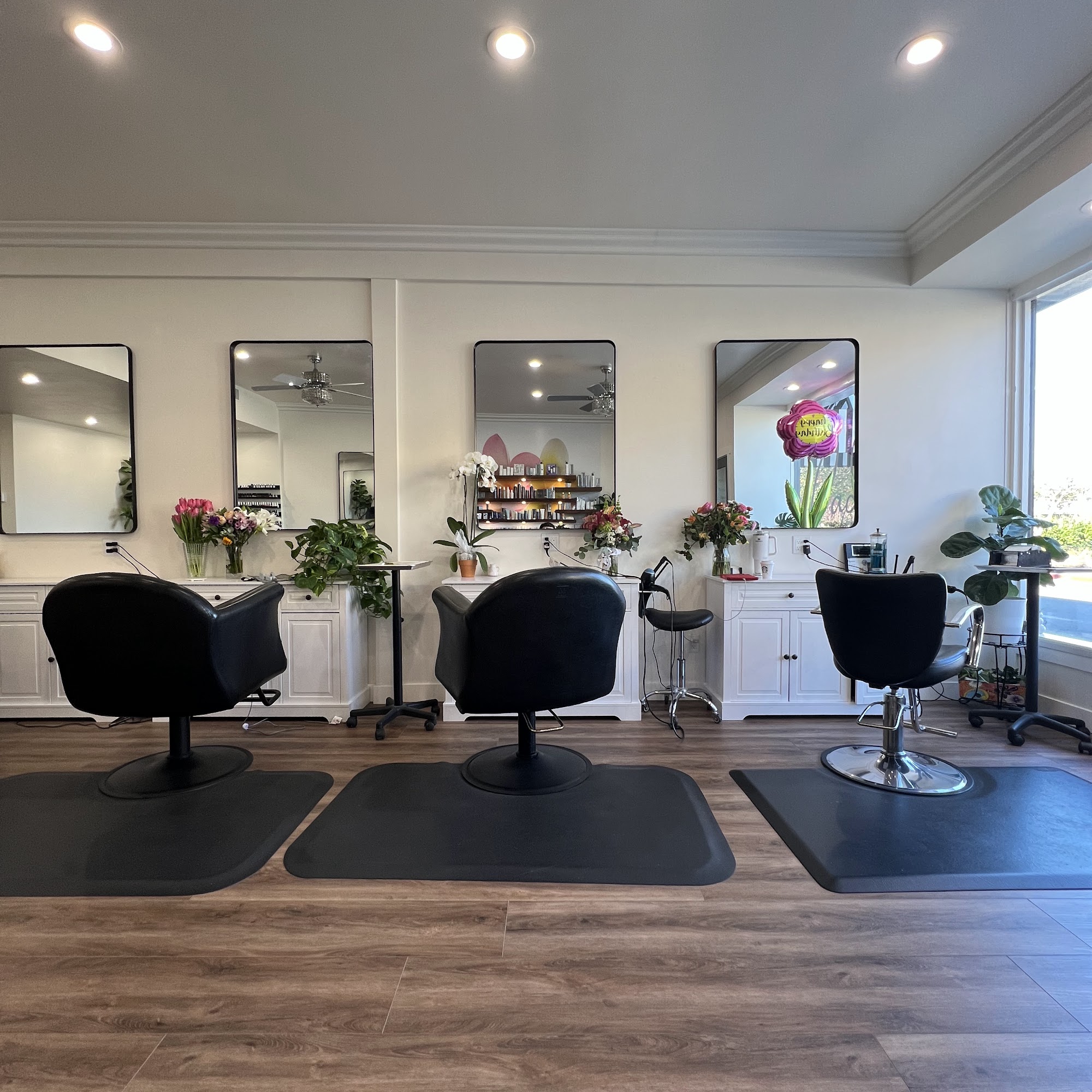 Cadance Off Main 211 W Alvarado St, Fallbrook California 92028