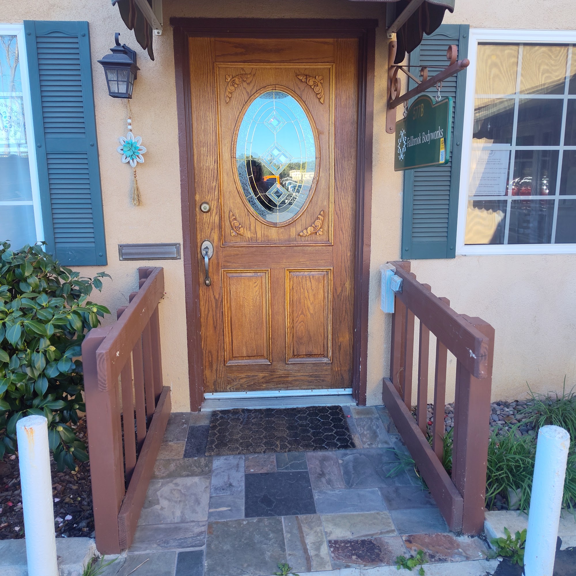 Fallbrook Bodyworks 577 E Elder St Suite B, Fallbrook California 92028