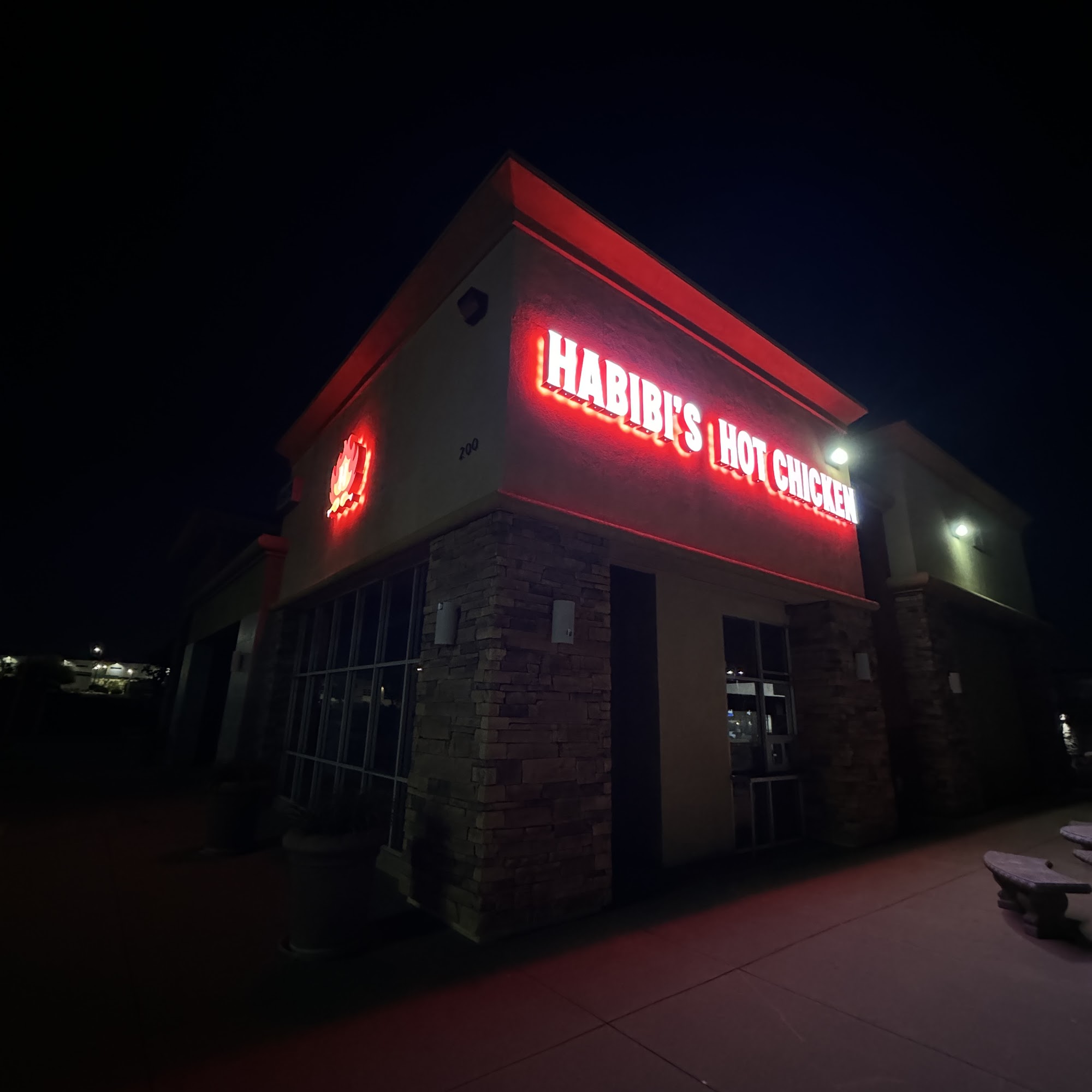 Habibi's Hot Chicken Fontana