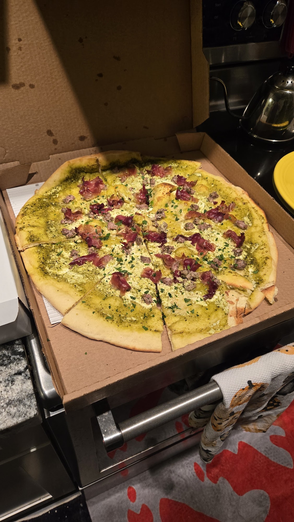 Piaci | Pub & Pizzeria Fort Bragg