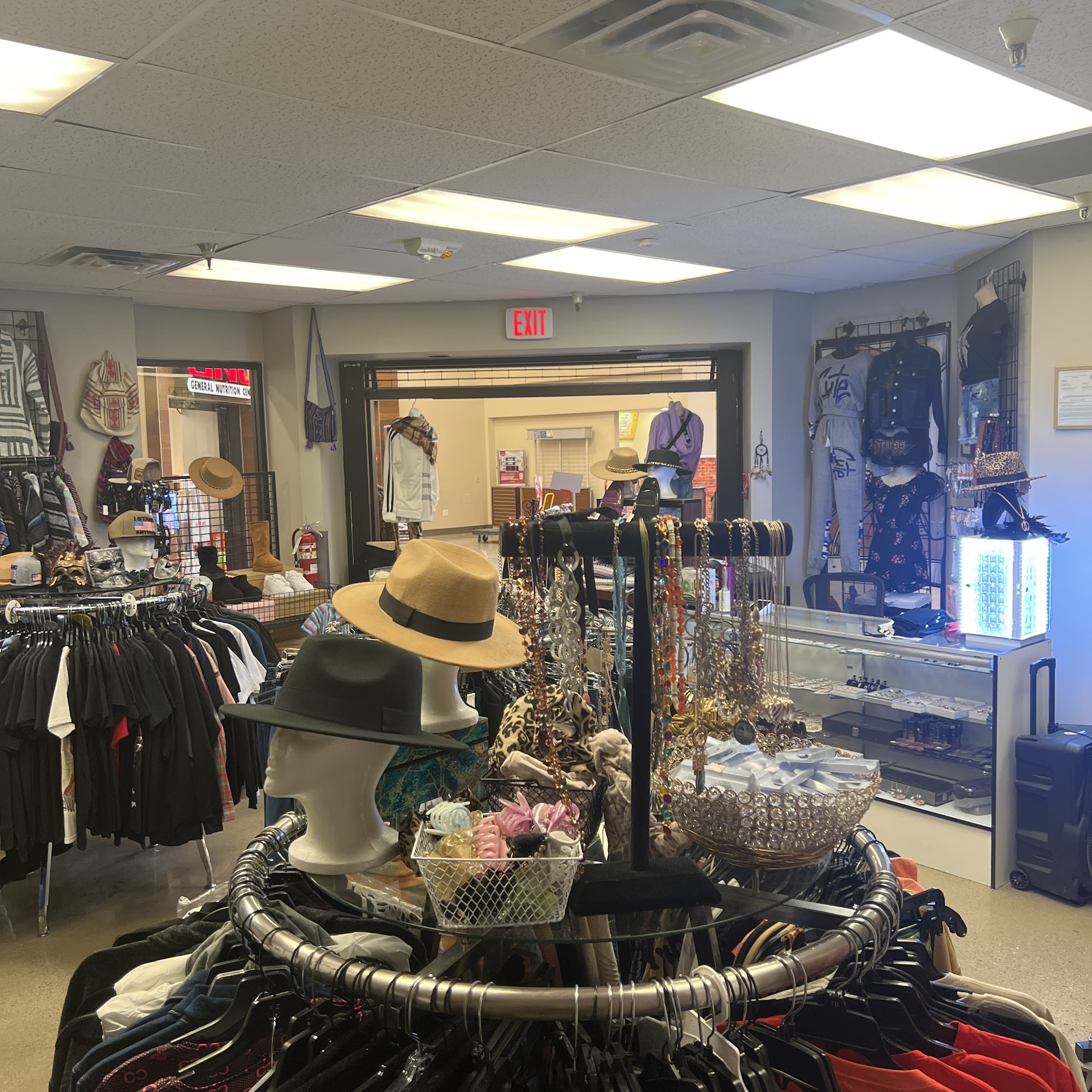 G & G Boutique Fort Irwin