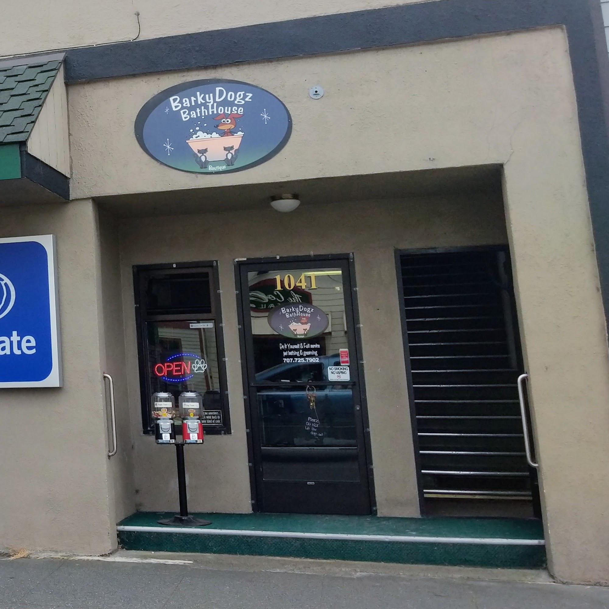 BarkyDogz Bath House Fortuna