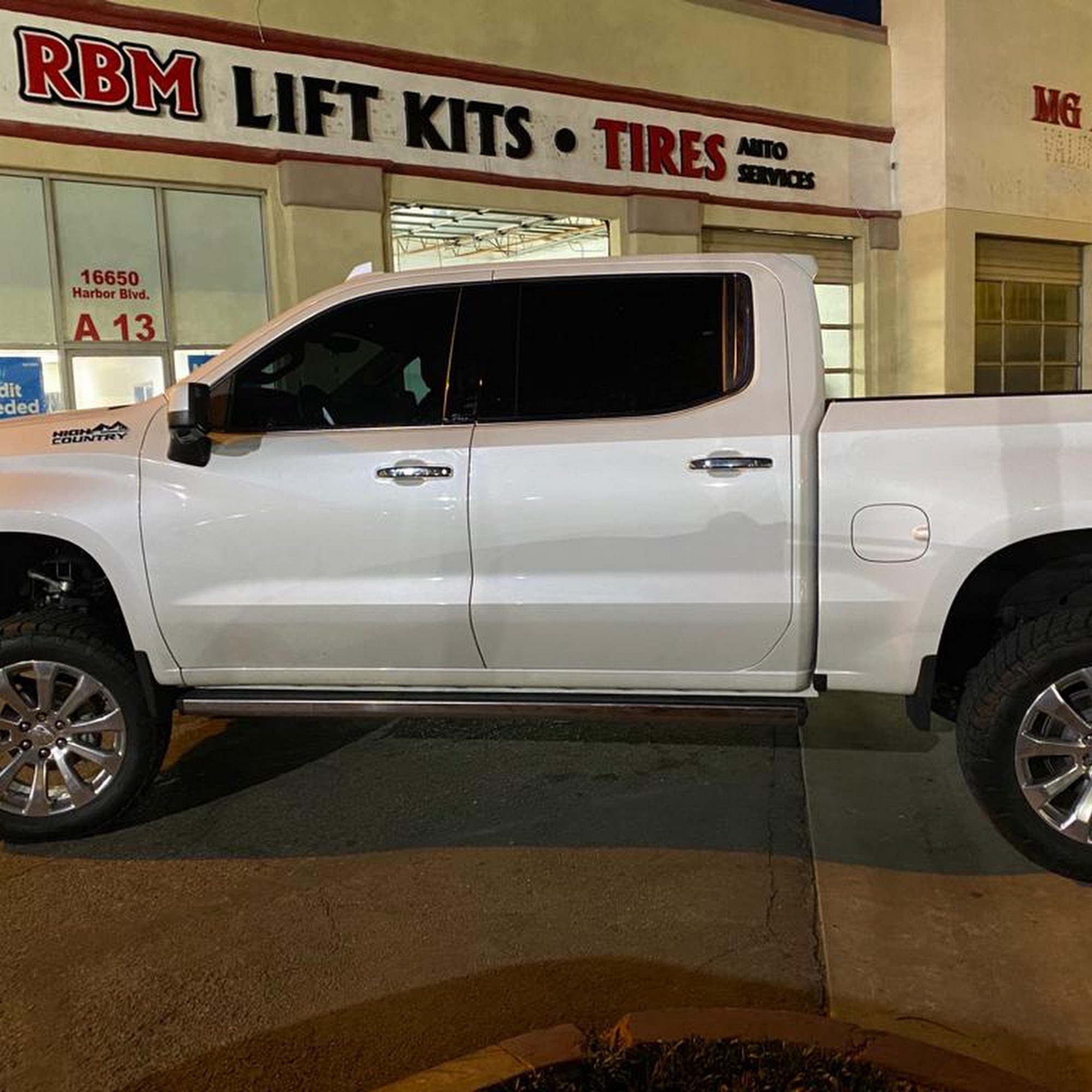 Rbm lift kits tires and auto services Fountain Valley