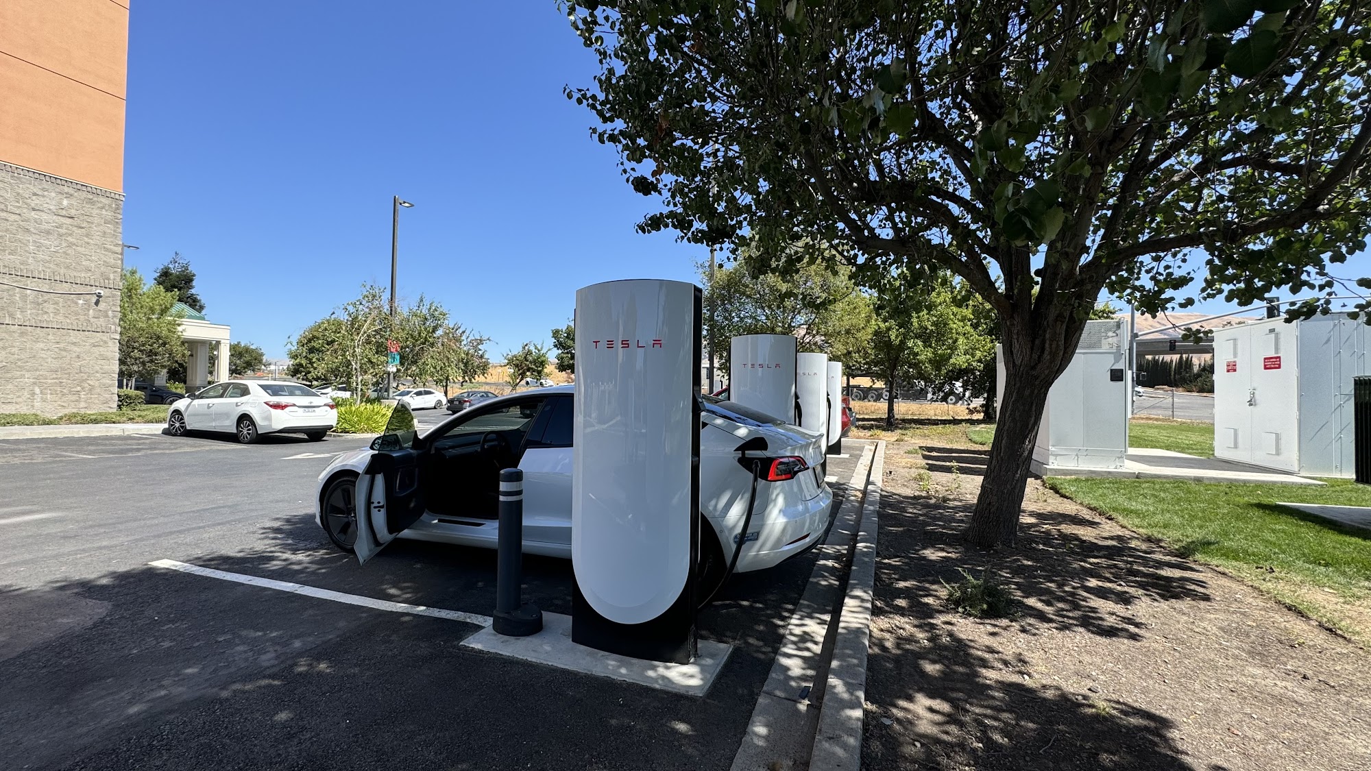 Tesla Destination Charger