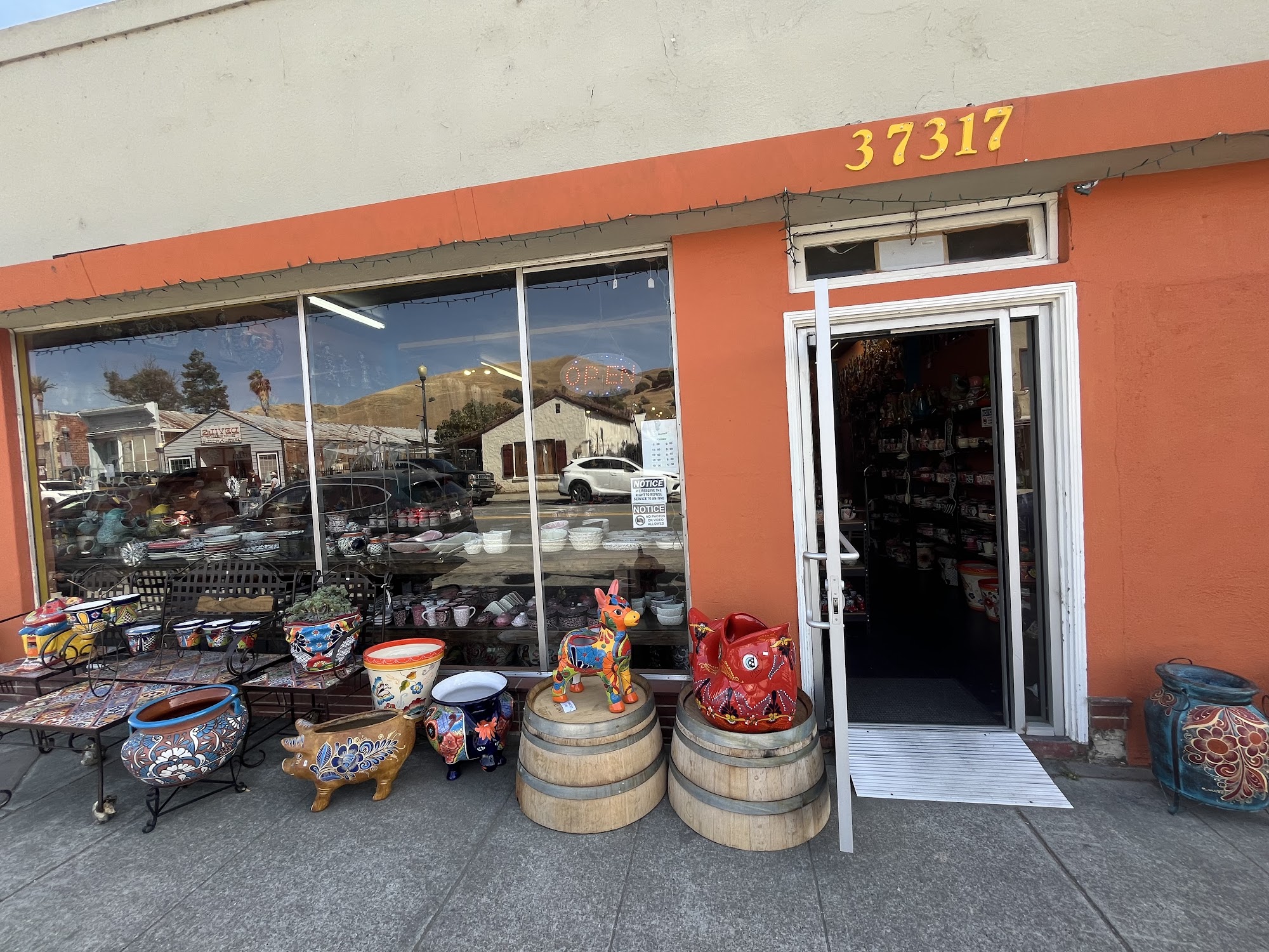 Enriquez Creations, Talavera & Imports