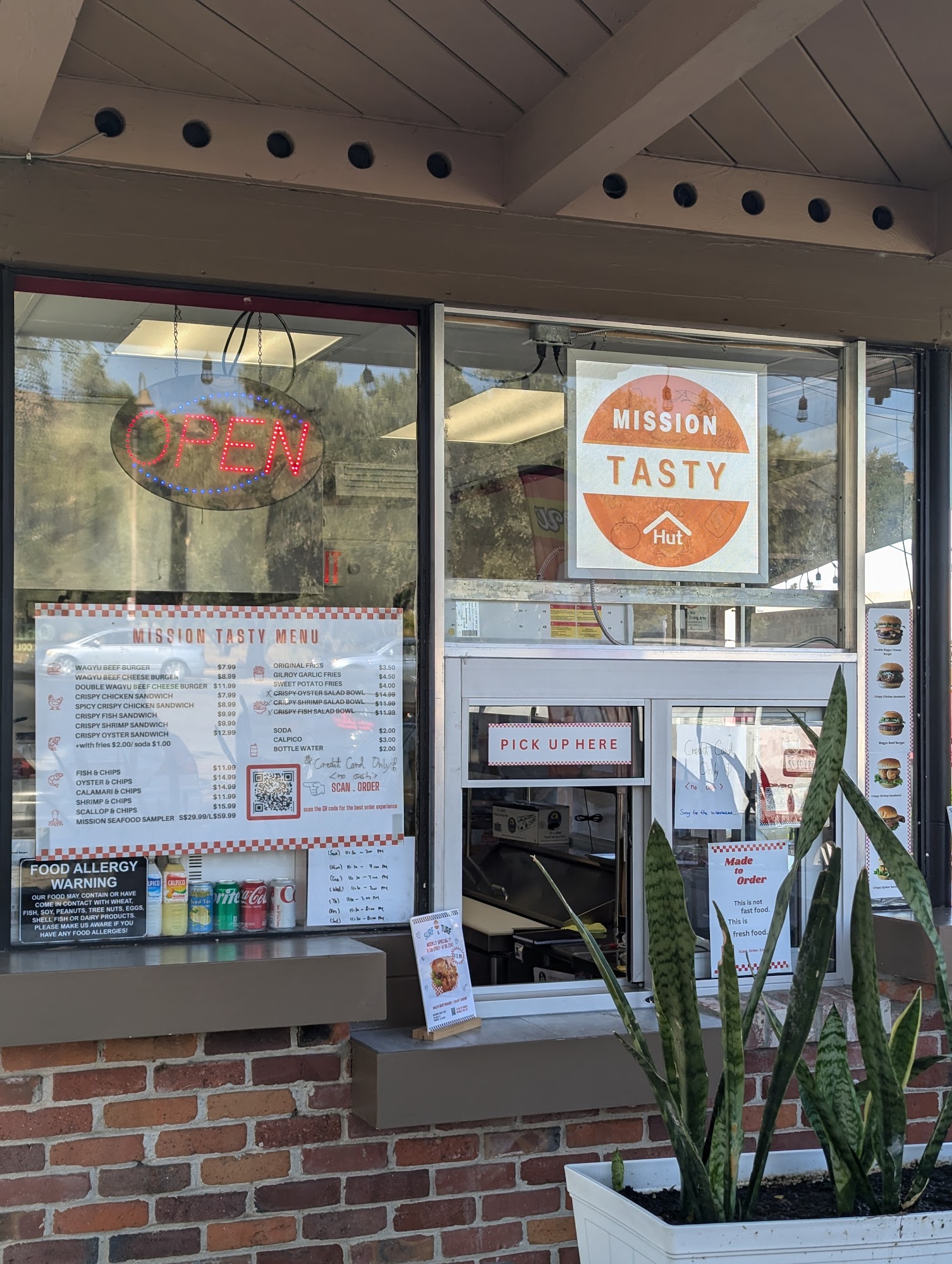 Mission Tasty Hut Fremont