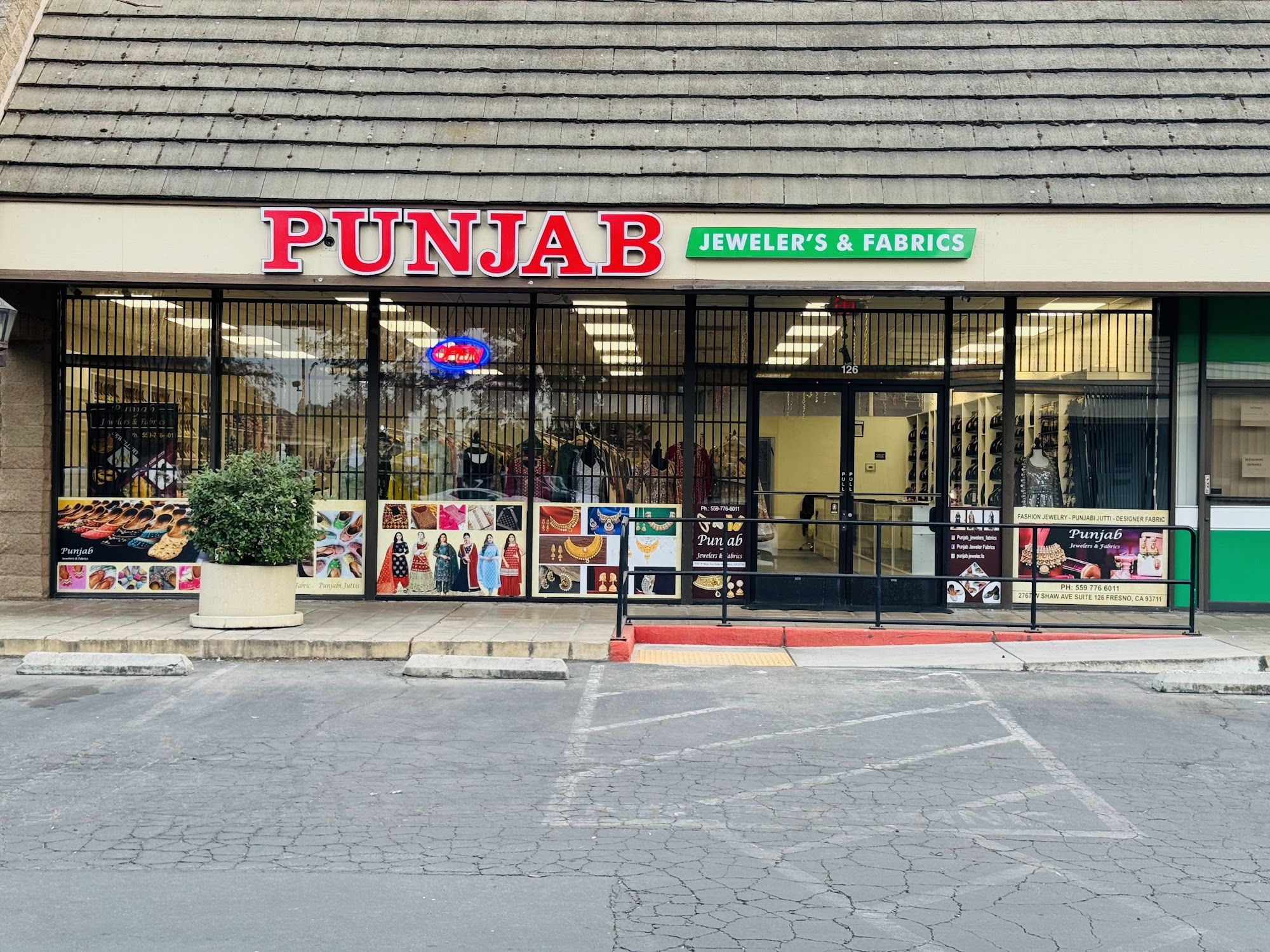 Punjab Jewelers & Fabrics Fresno