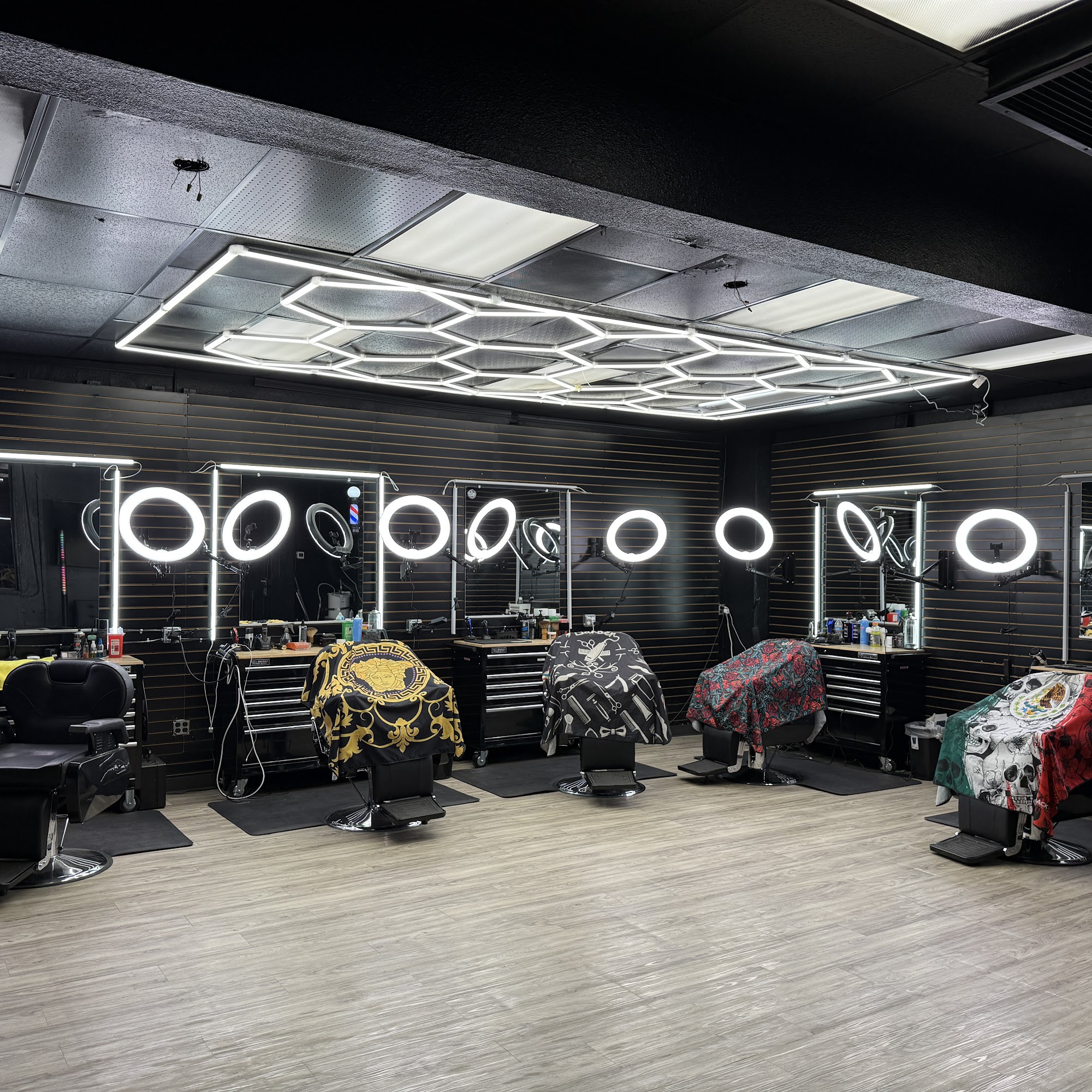 Redline Barbershop