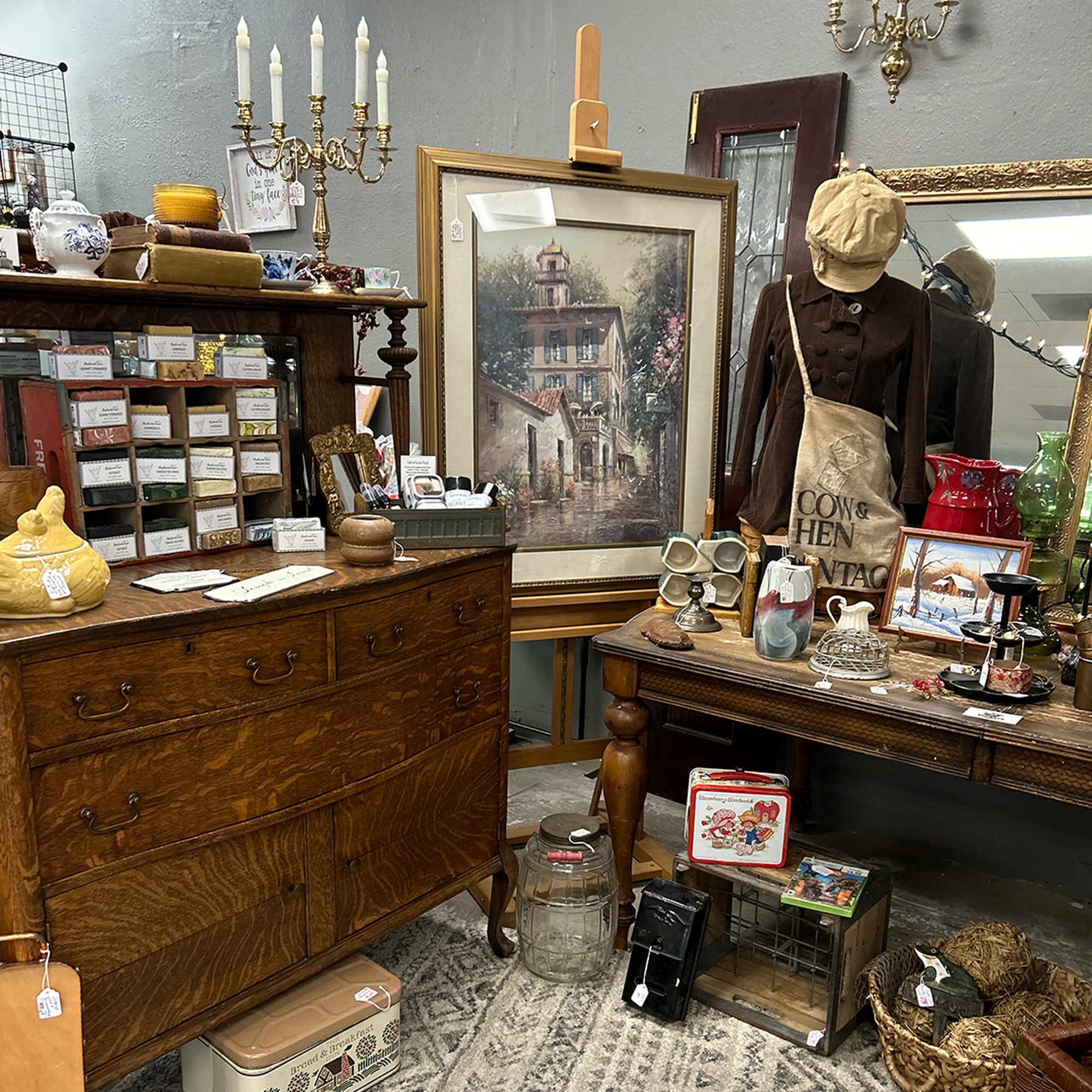 Resuscitated Marketplace & Thrift Boutique Fresno