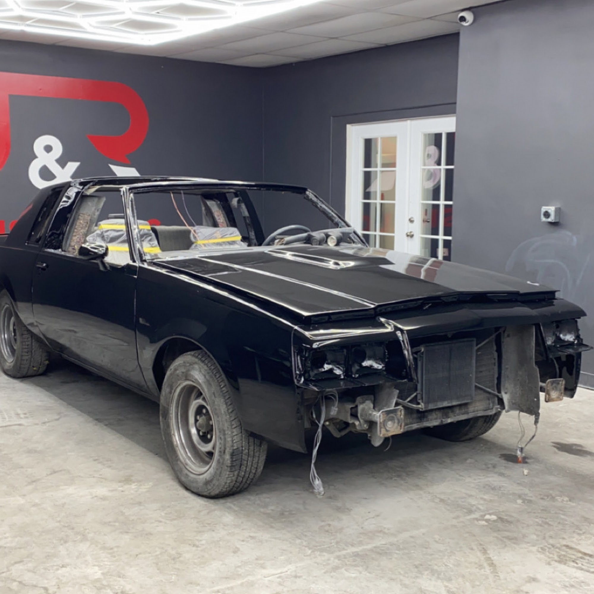 J & R Collision Gardena