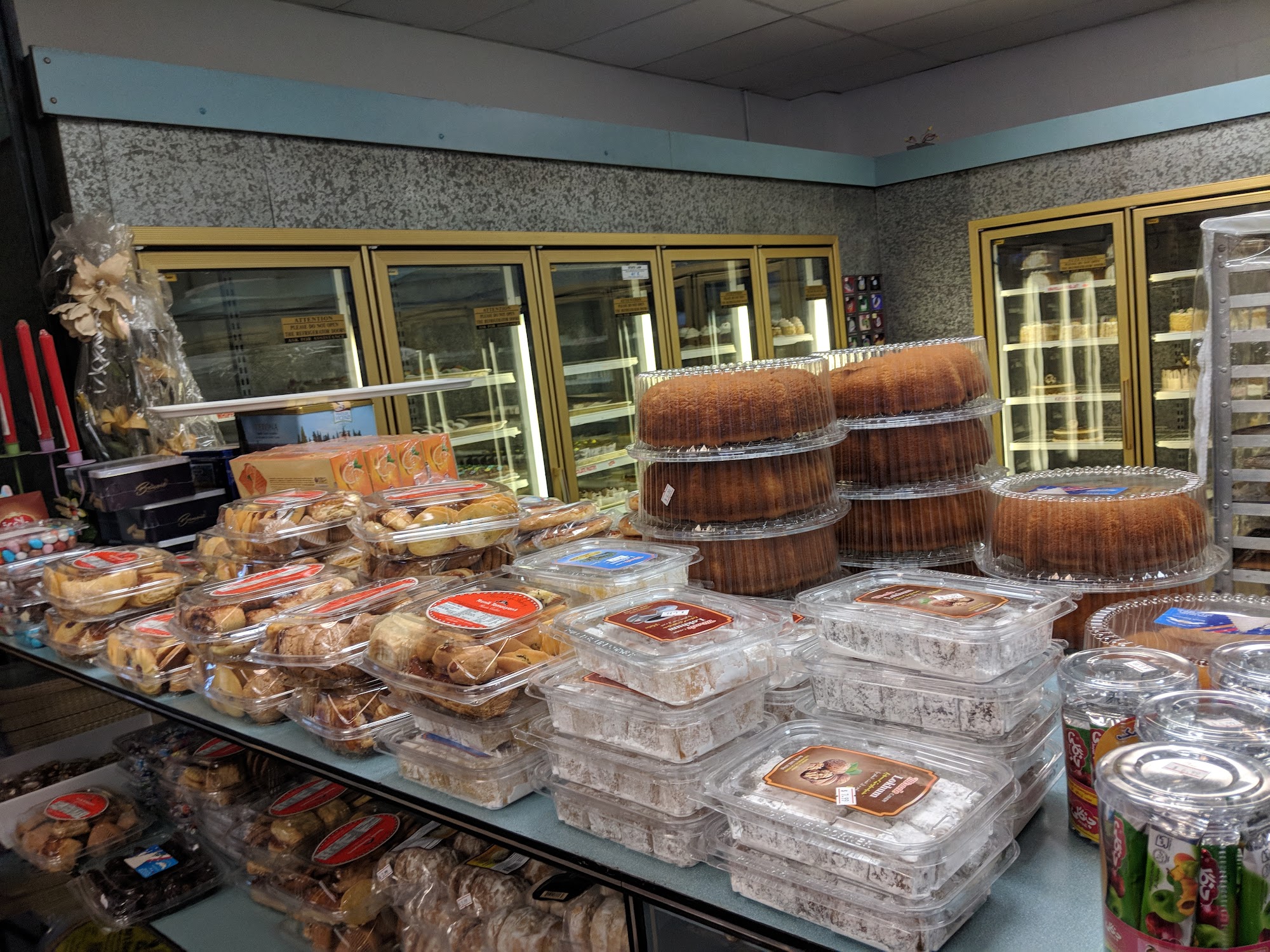 Flor De Cafe Bakery Menu