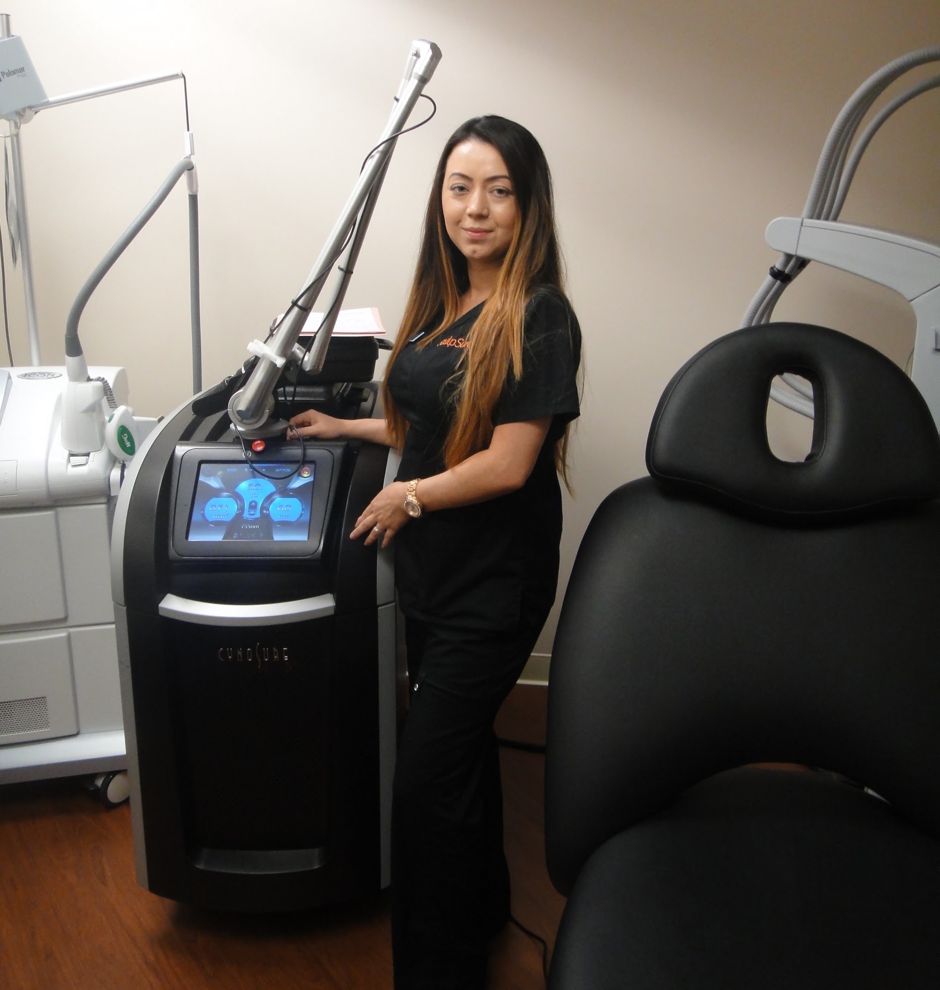 Dr. Marta Recasens' MediSpa - Glendale