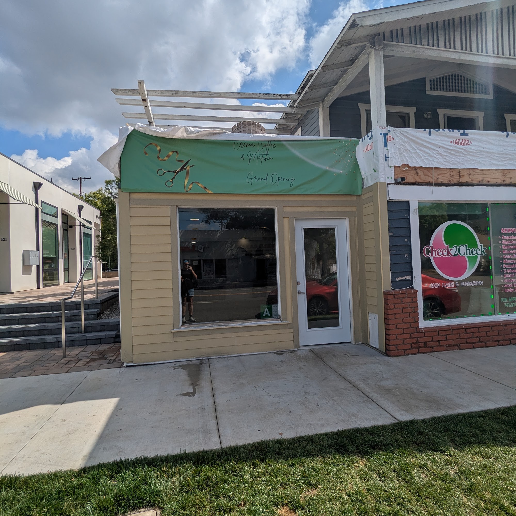 Crema Coffee & Matcha Glendale