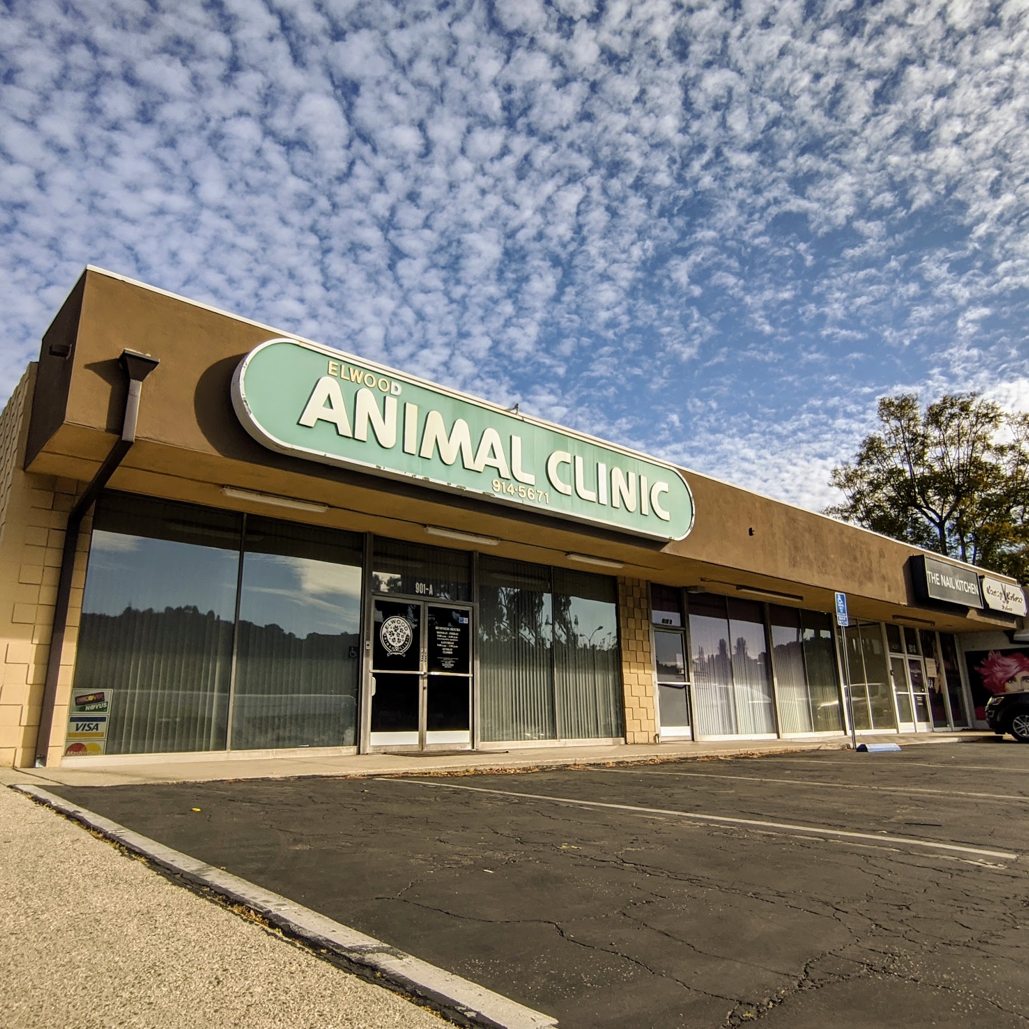 Elwood Animal Clinic Glendora