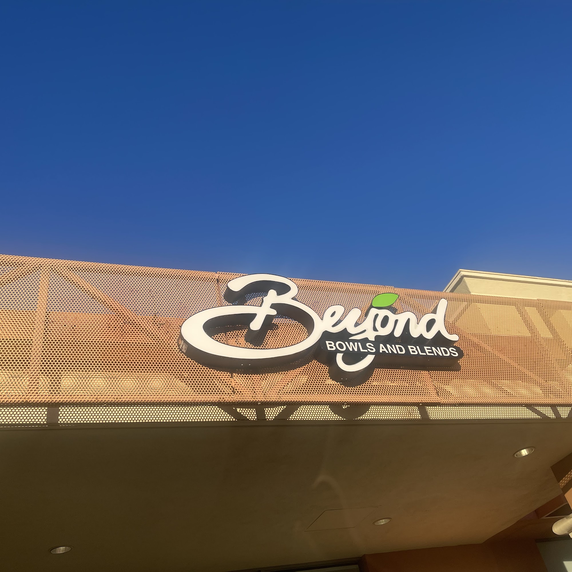 Beyond Bowls and Blends Glendora
