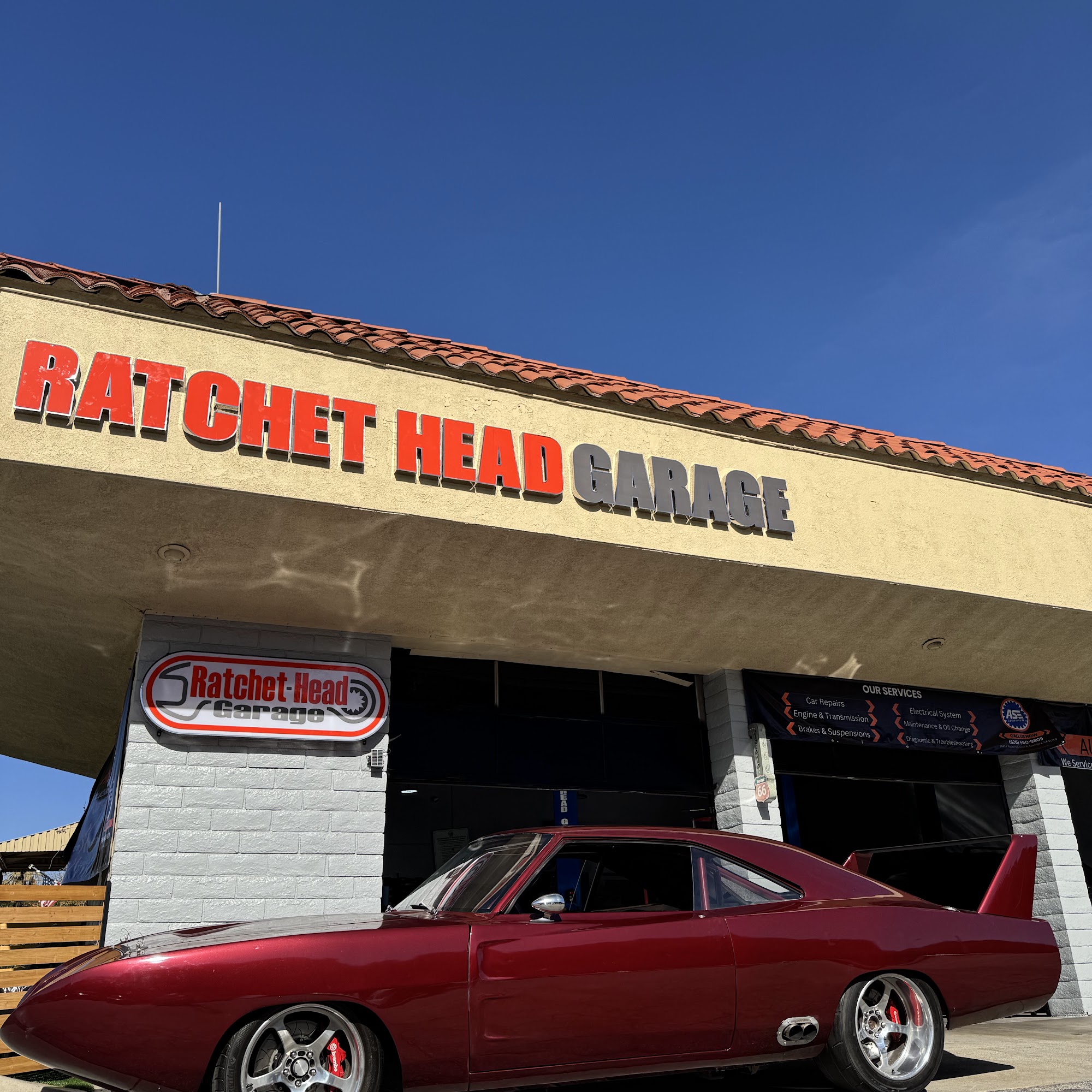 Ratchet Head Garage