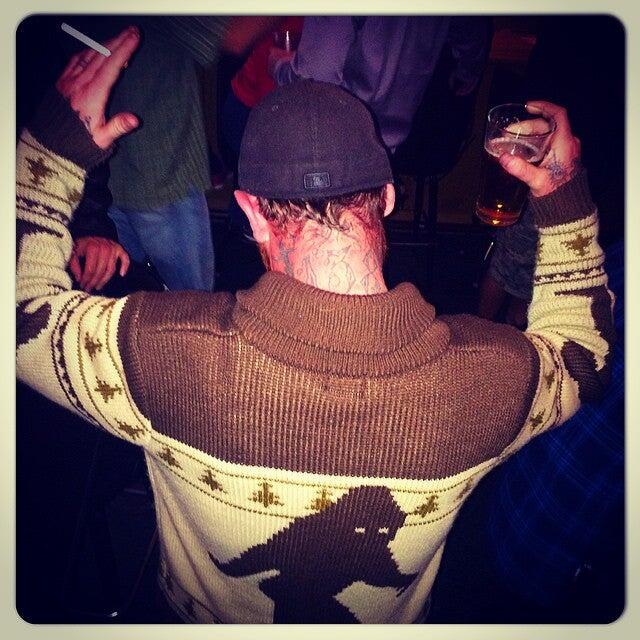 Roundin Third Sports Bar Goleta