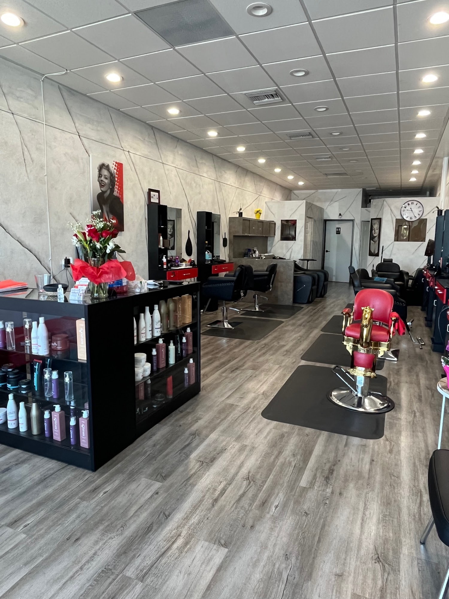 Magics Beauty Salon 16208 Devonshire St, Granada Hills California 91344