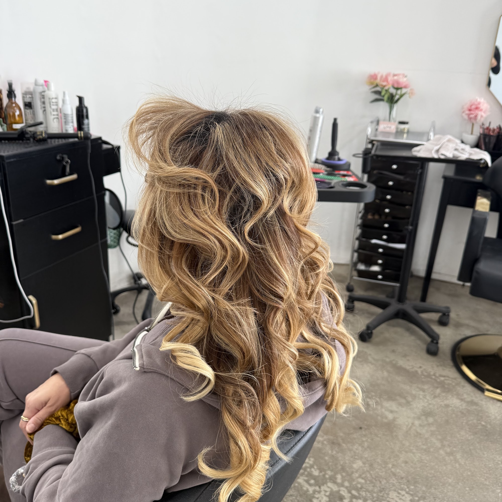 CASSANDRA M BEAUTY 17633 Chatsworth St Unit A, Granada Hills California 91344