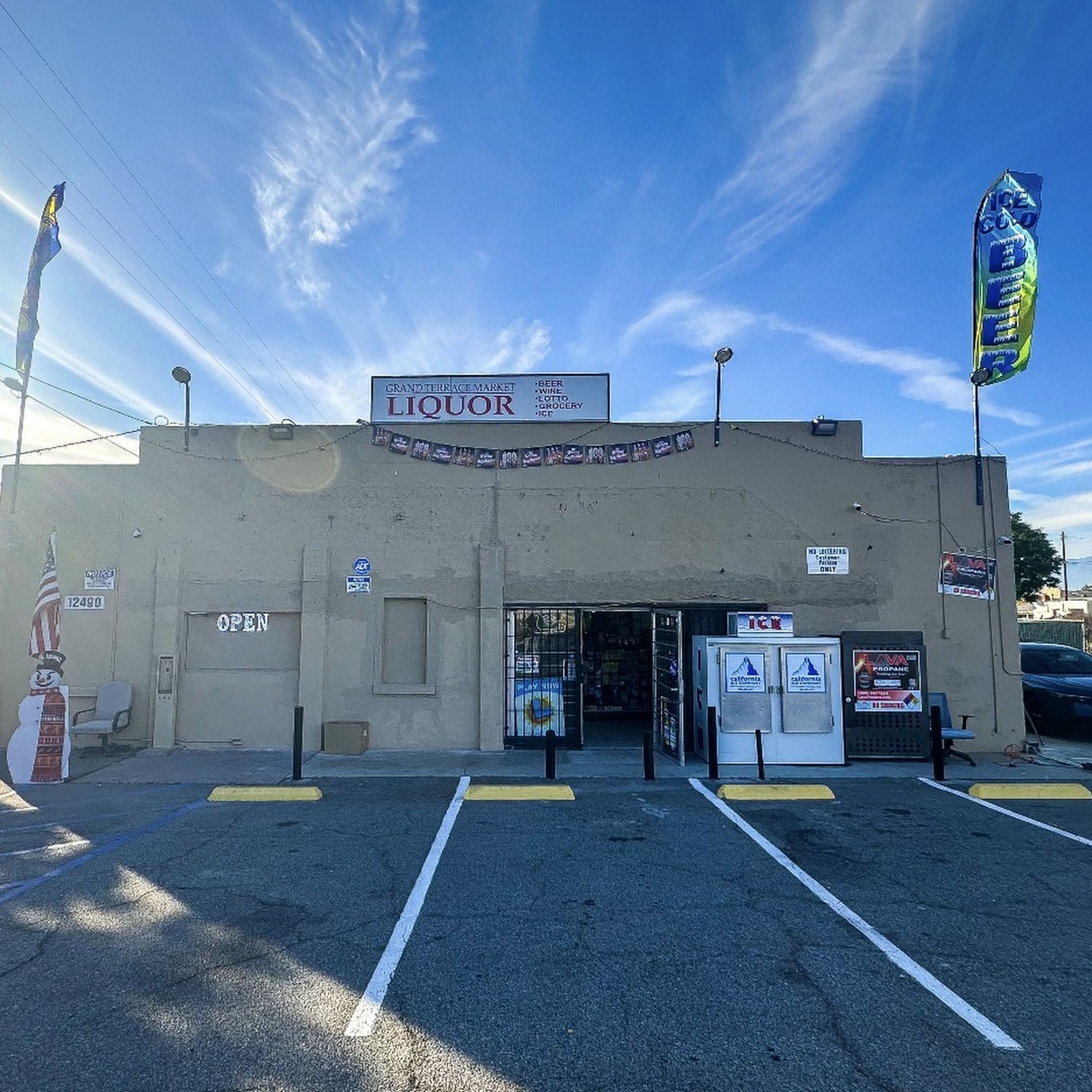 Grand Terrace Market