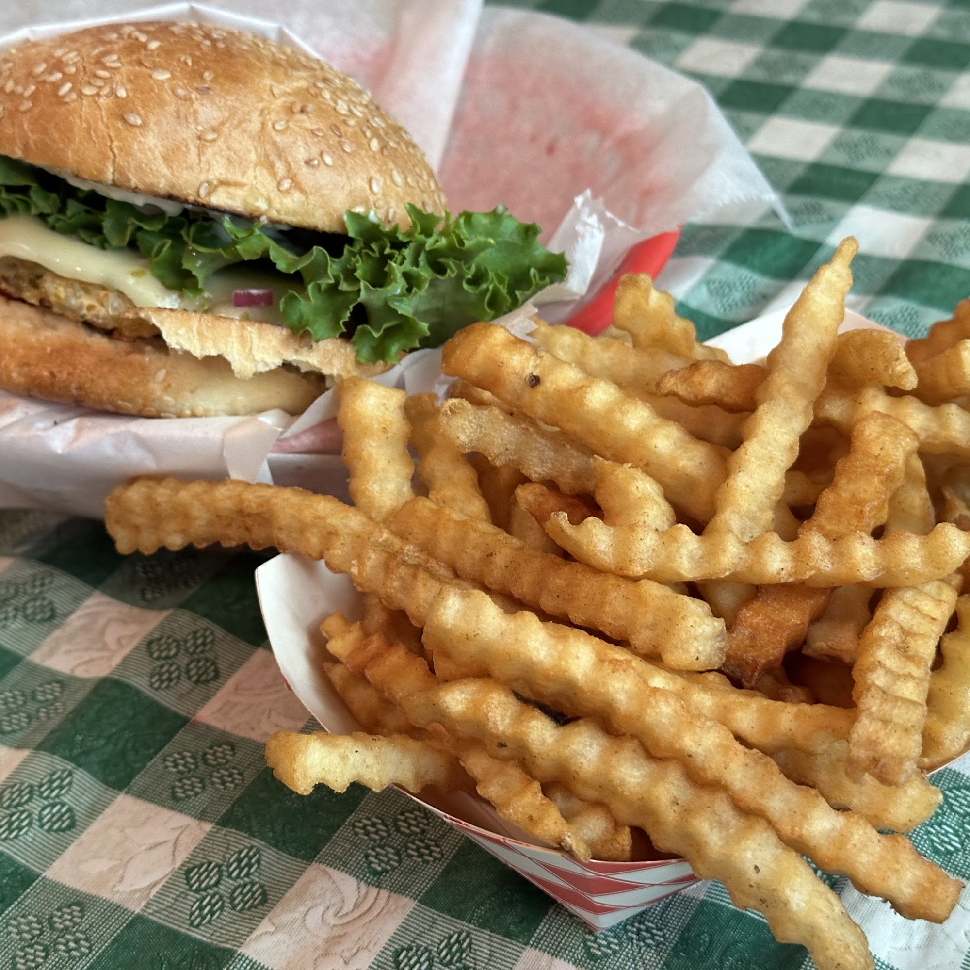 Happy Apple Kitchen Grass Valley