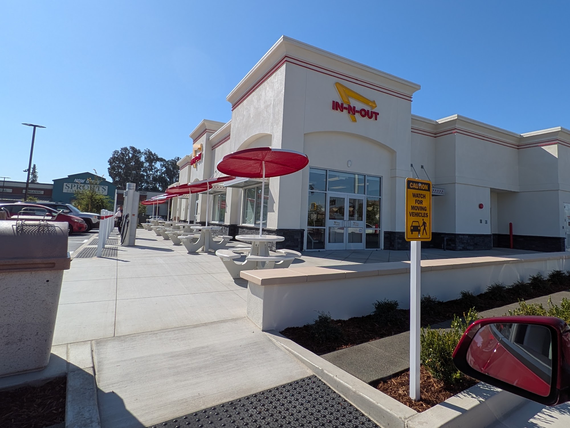 In-N-Out Burger 709 Harder Rd, Hayward, CA 94544